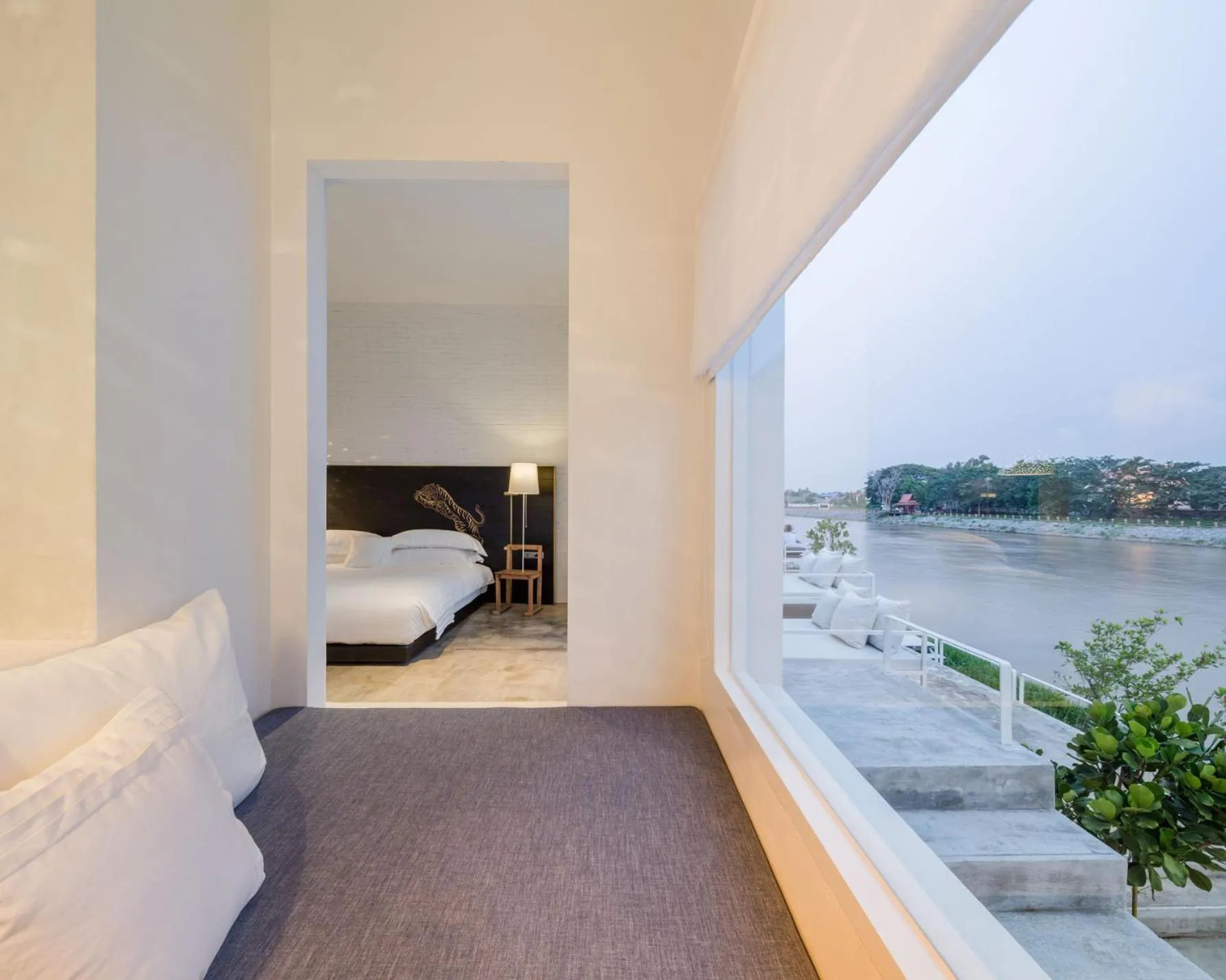 Photo of the whole room, Bed in Sala Ayutthaya