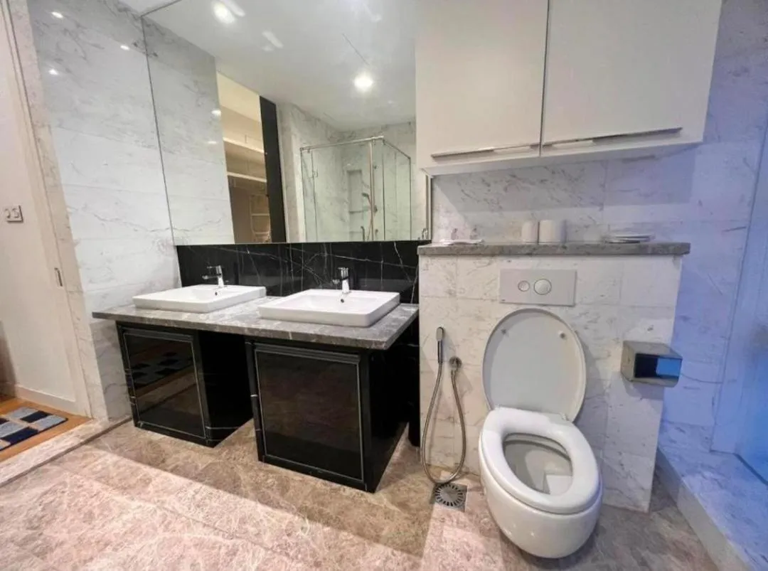 Toilet in Platinum KLCC By YA Noor