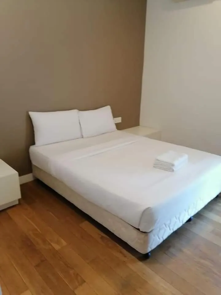 Bed in Platinum KLCC By YA Noor