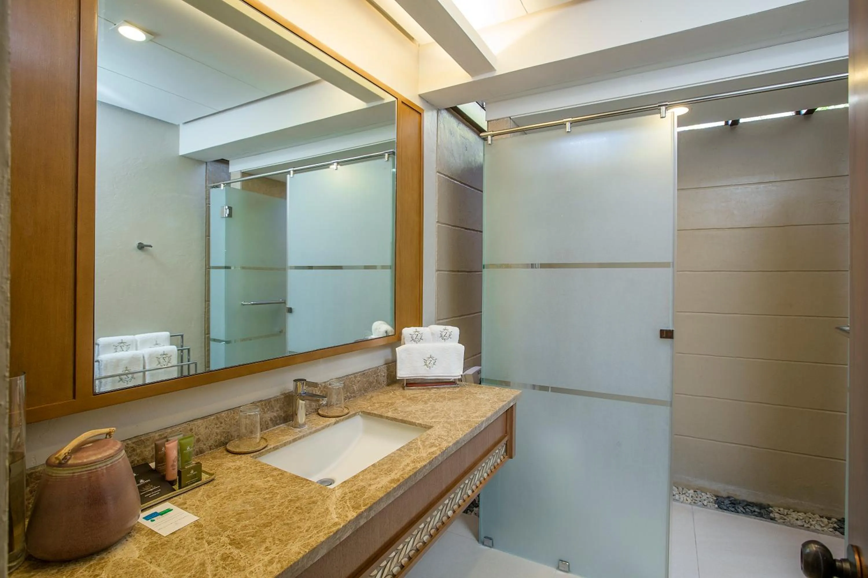 Bathroom in El Jardin de Zaida