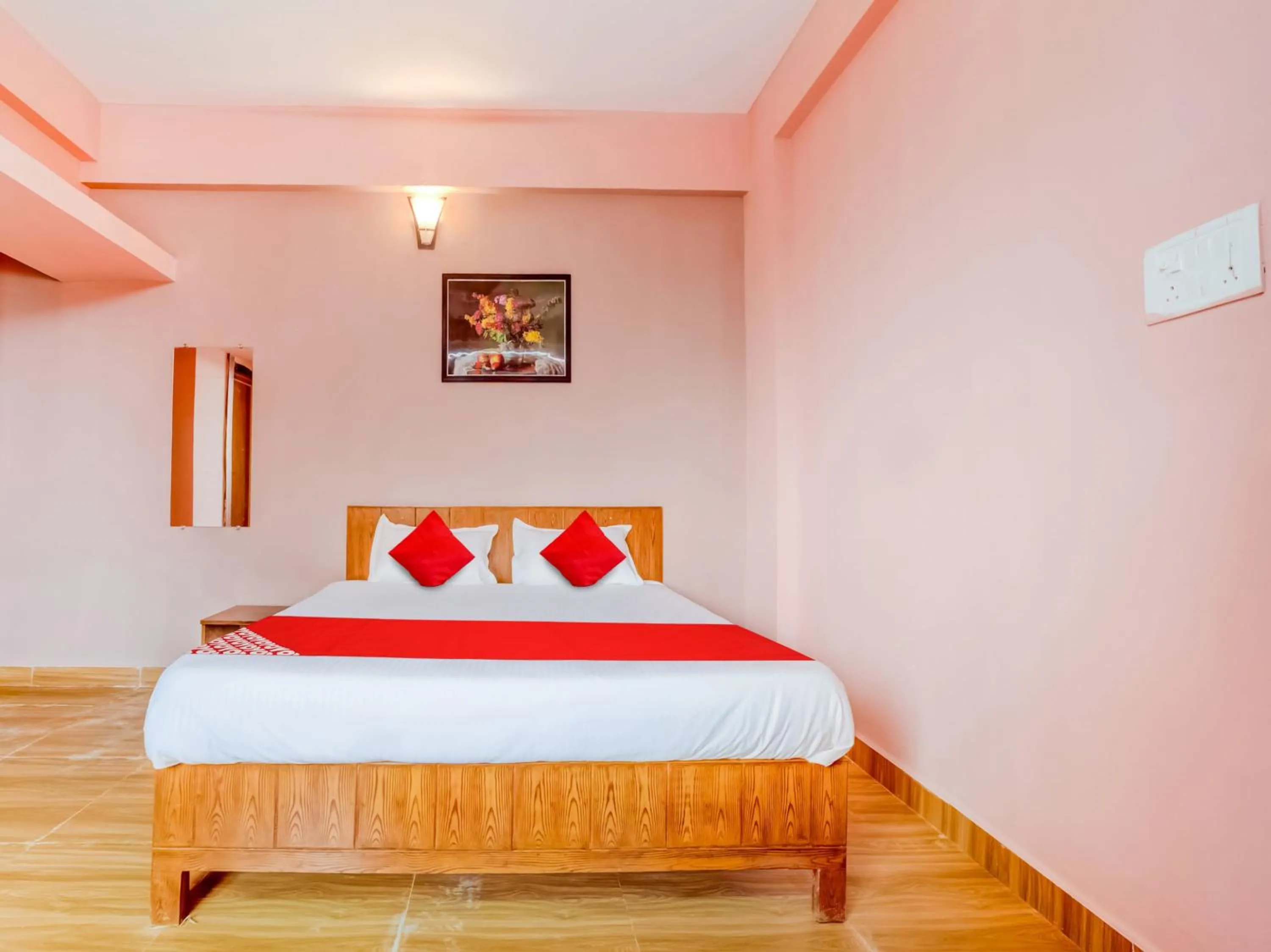 Bedroom, Bed in Hotel O Crown Square