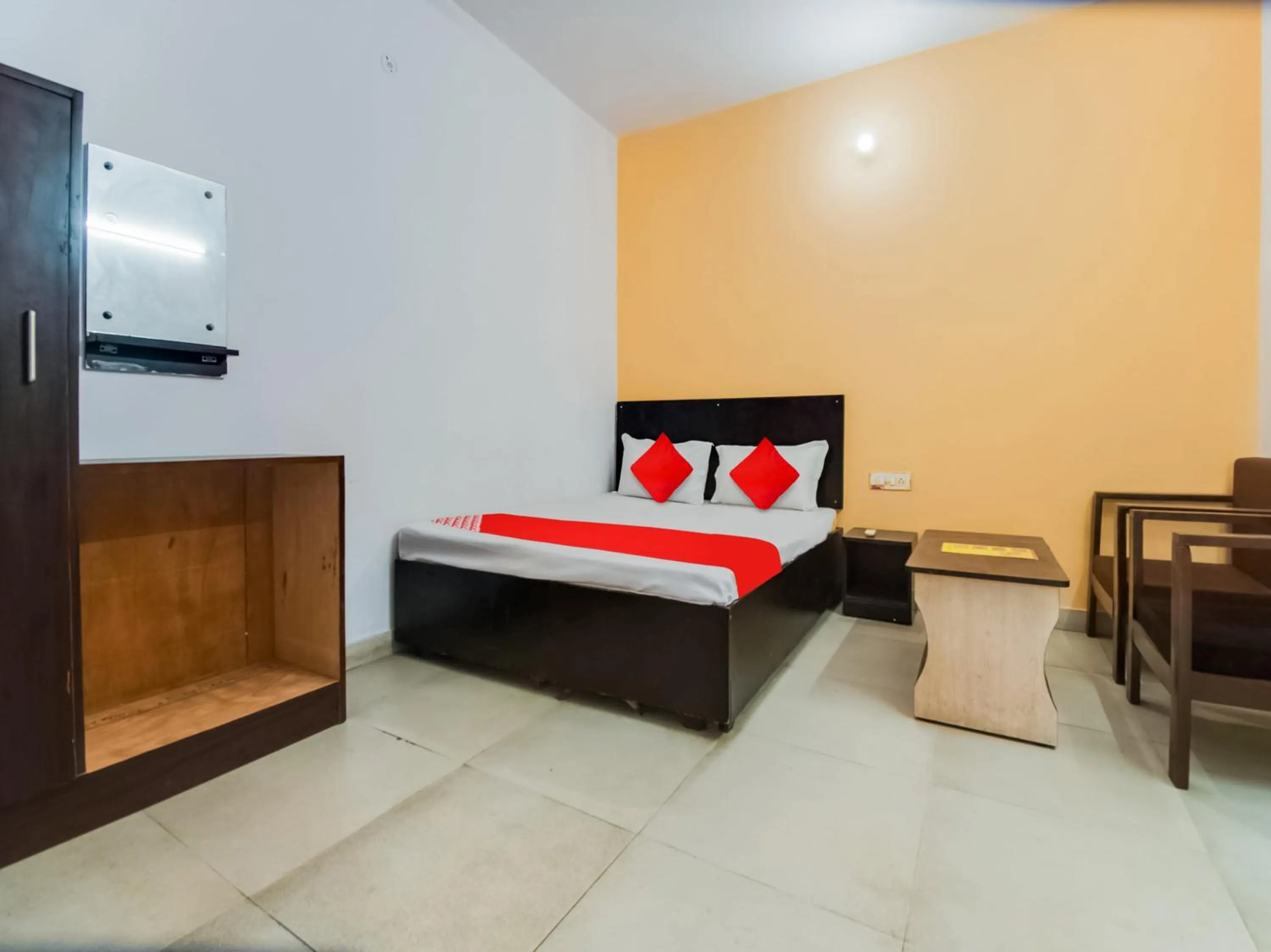 Bedroom, Bed in Hotel O The Grow Hotel Kanakpura Railway Station