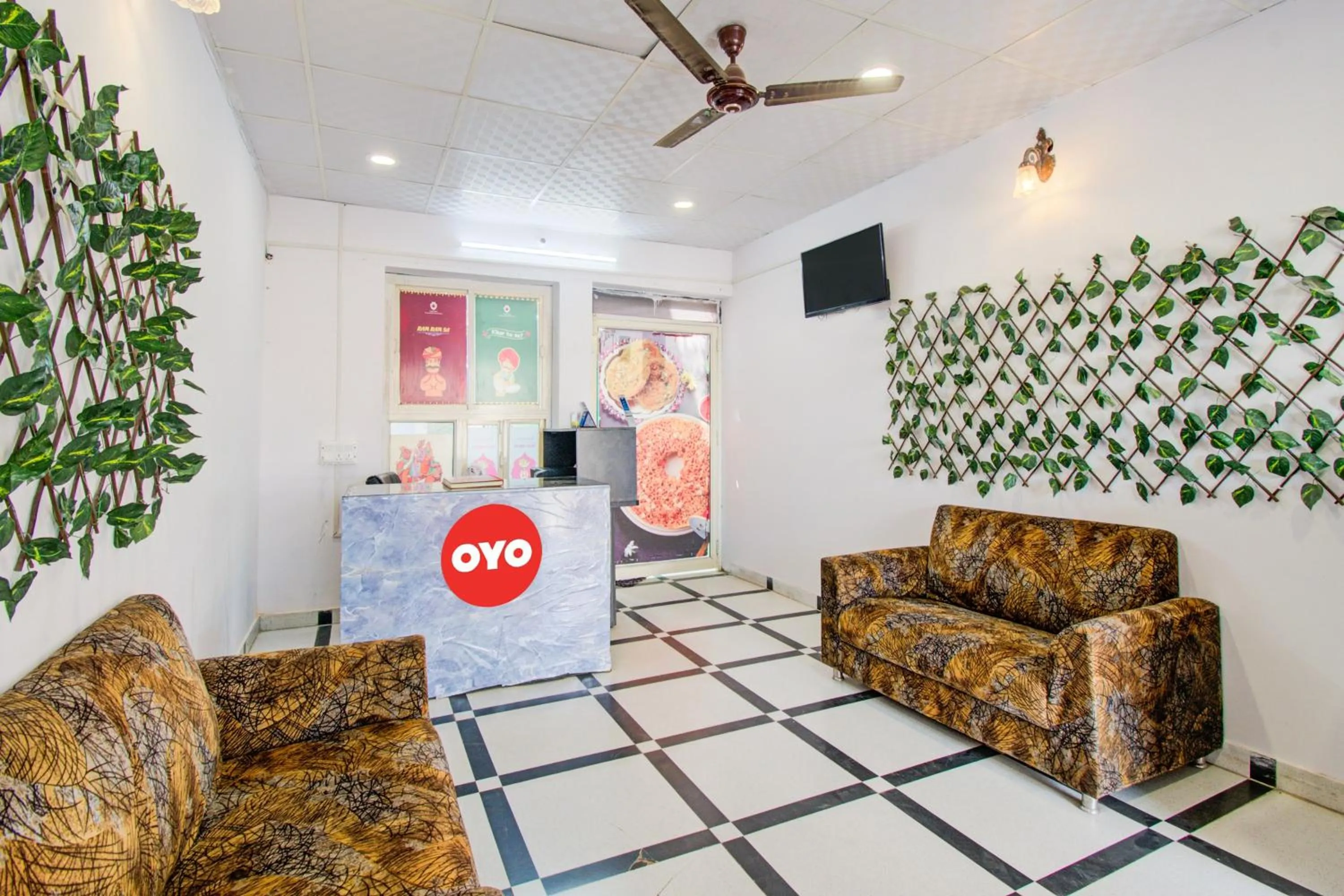 Lobby or reception in Hotel O The Grow Hotel Kanakpura Railway Station