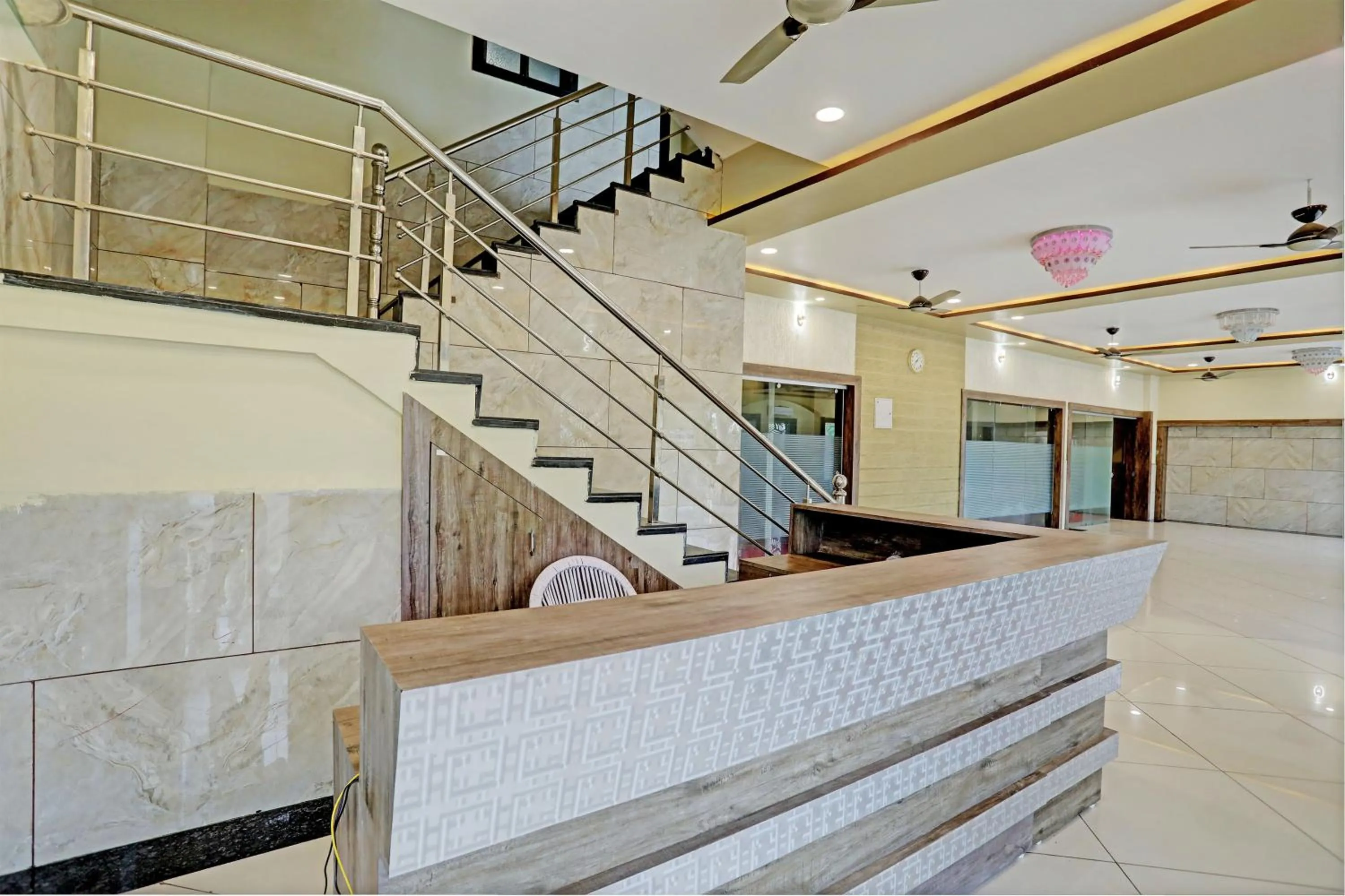 Lobby or reception in Hotel O Kubervatika