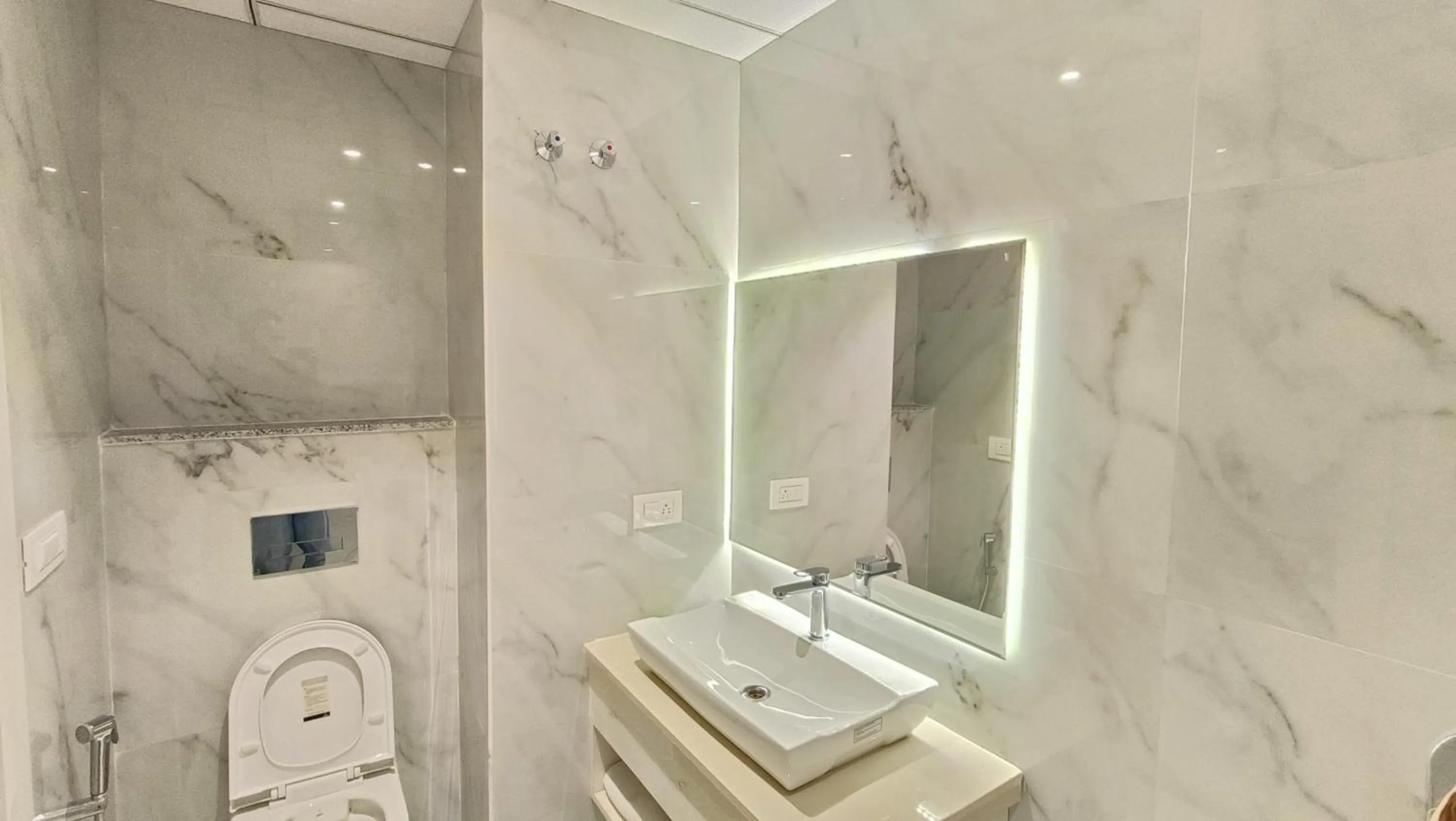 Bathroom in Hotel Blue Sapphire