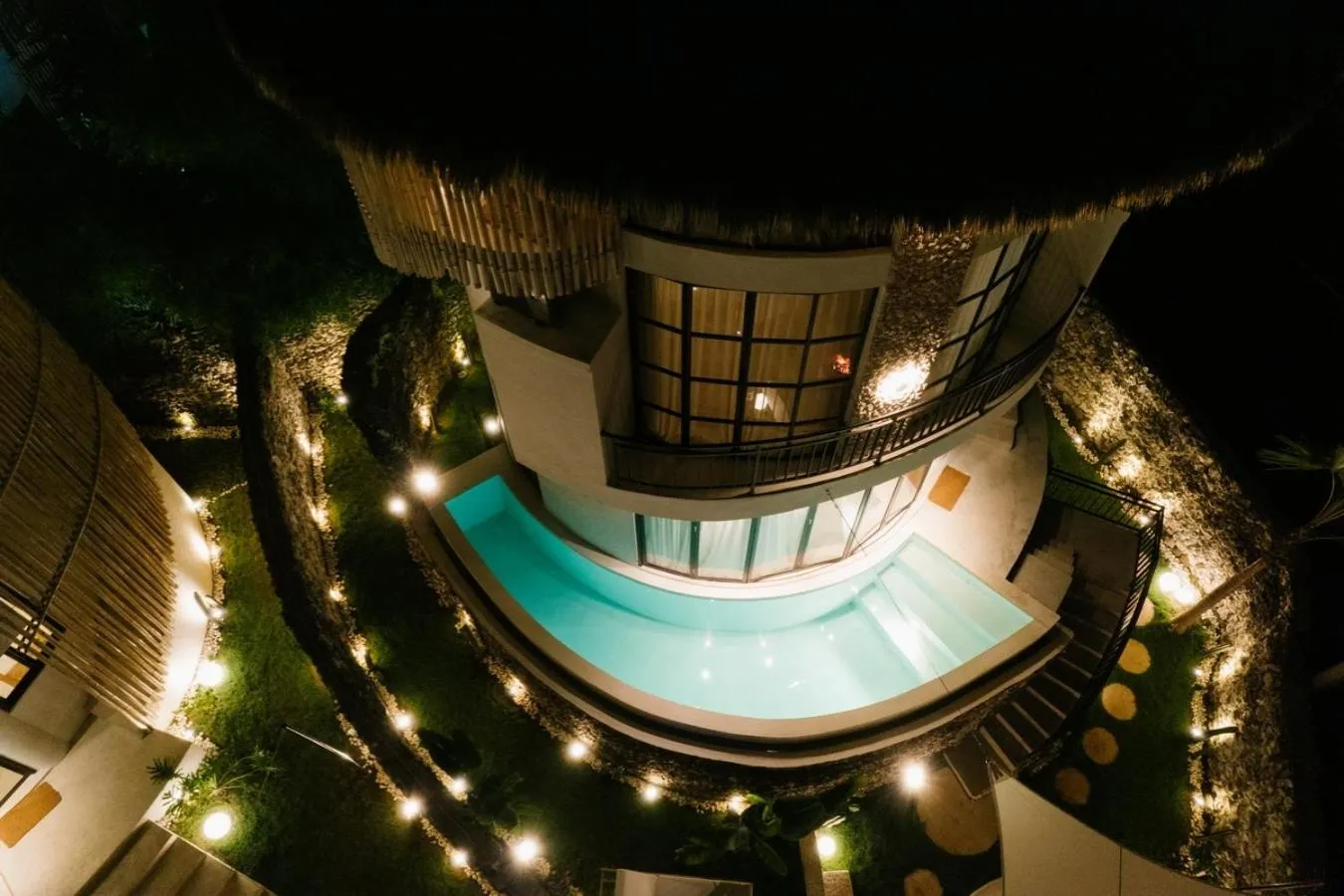 Property building in Hillstone Luxury Village