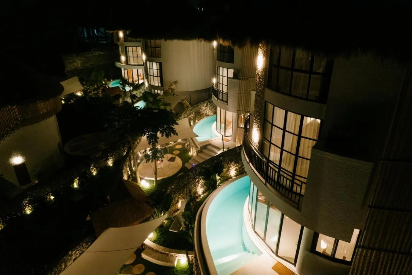 Property building in Hillstone Luxury Village