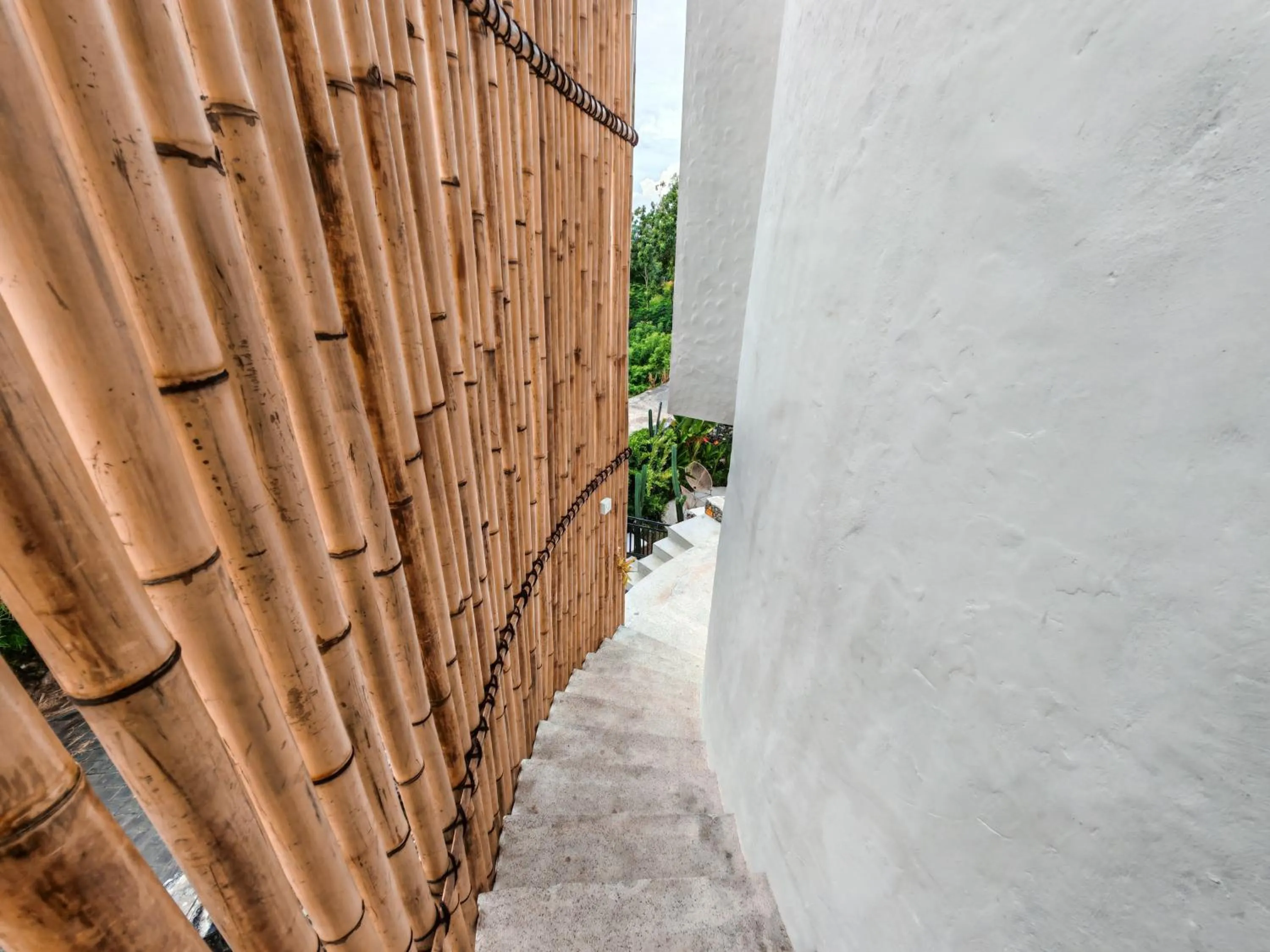 Day in Hillstone Luxury Village