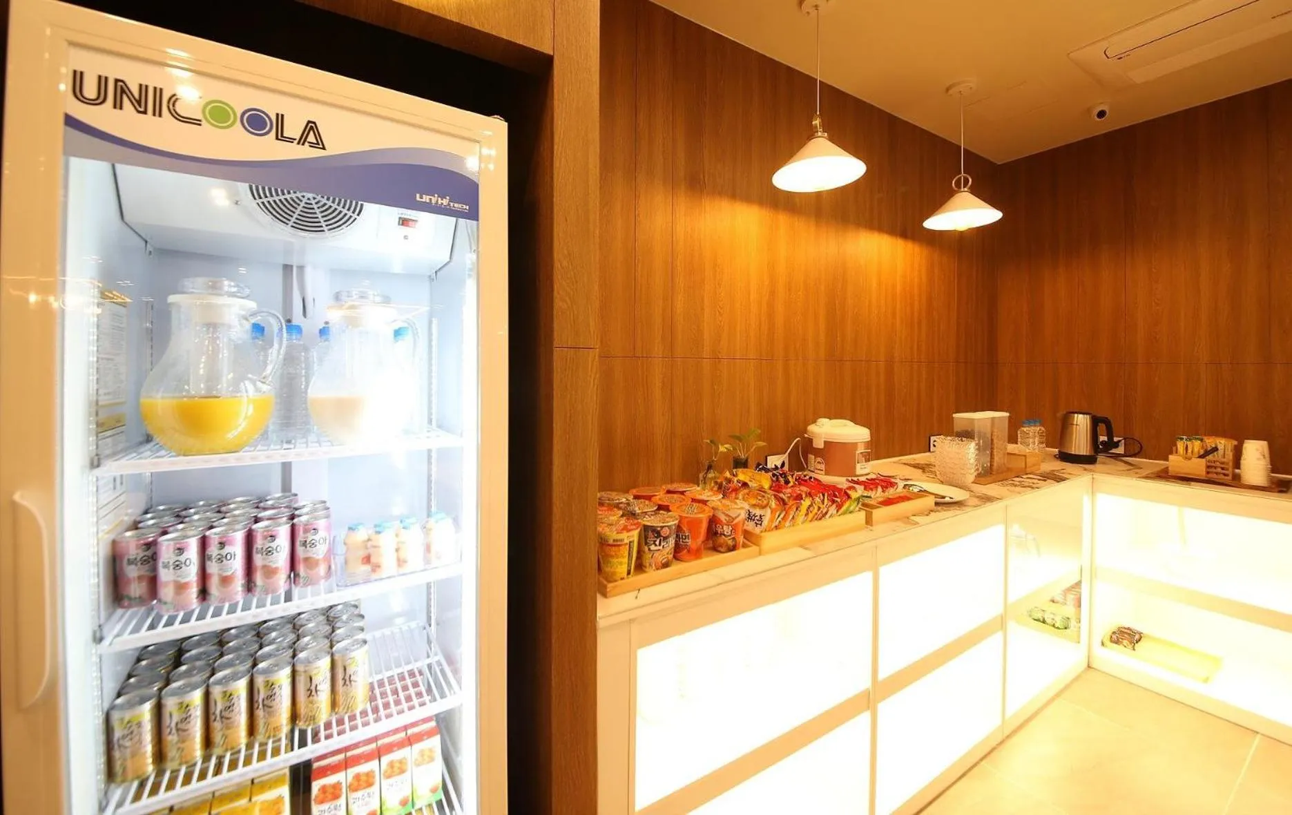 Coffee/tea facilities in Brown Dot Hotel Sinan