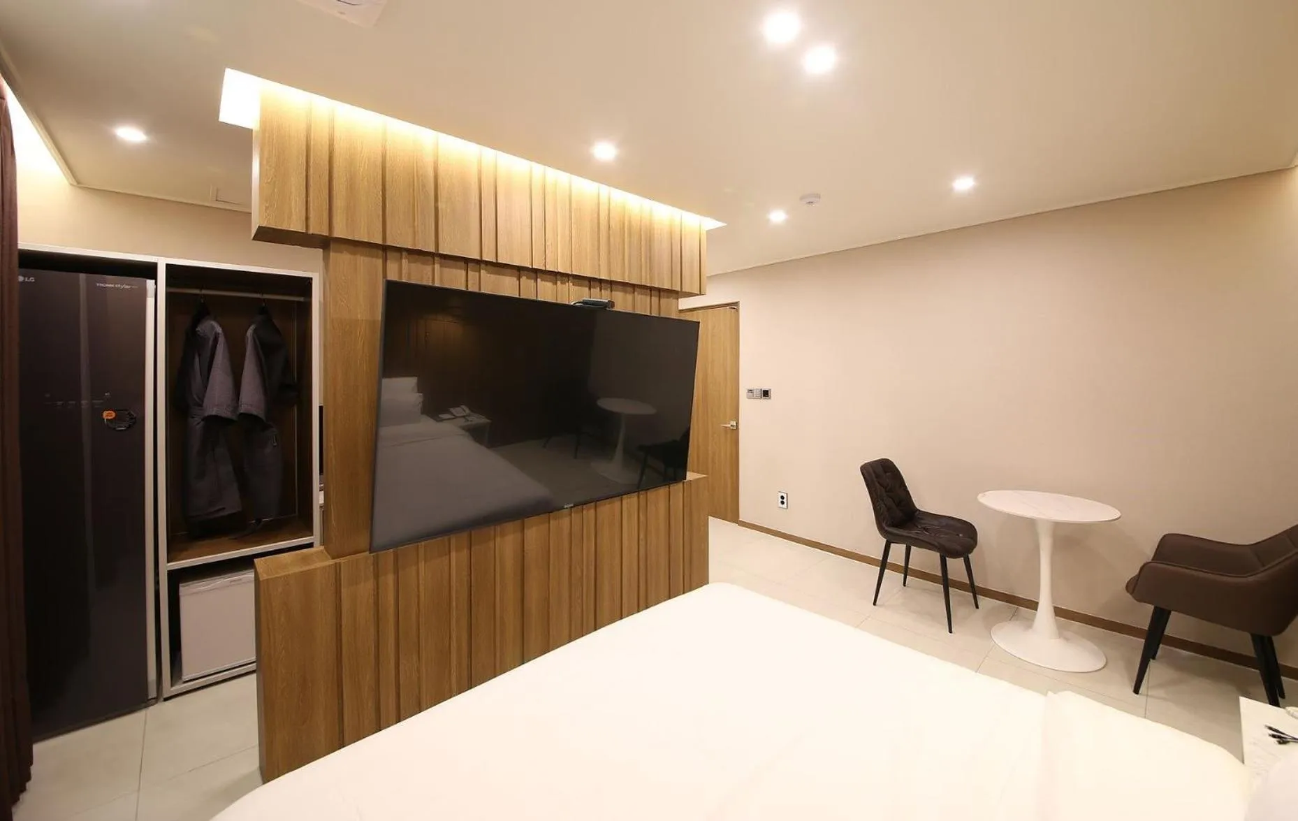 Bed in Brown Dot Hotel Sinan