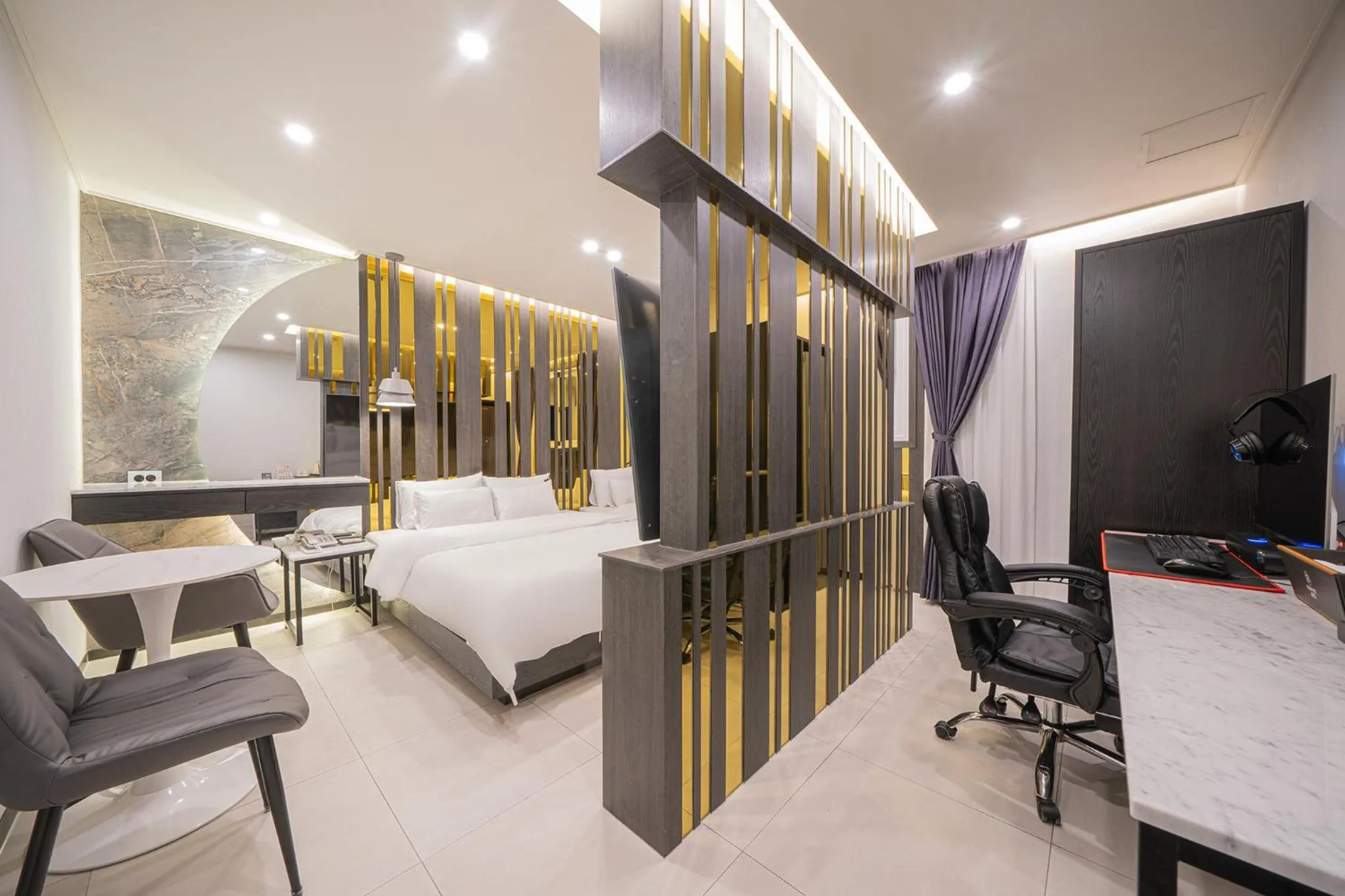 Photo of the whole room, Bed in Brown Dot Hotel Sinan