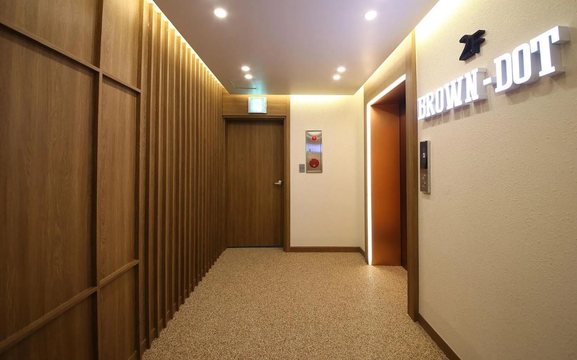 Property building in Brown Dot Hotel Sinan