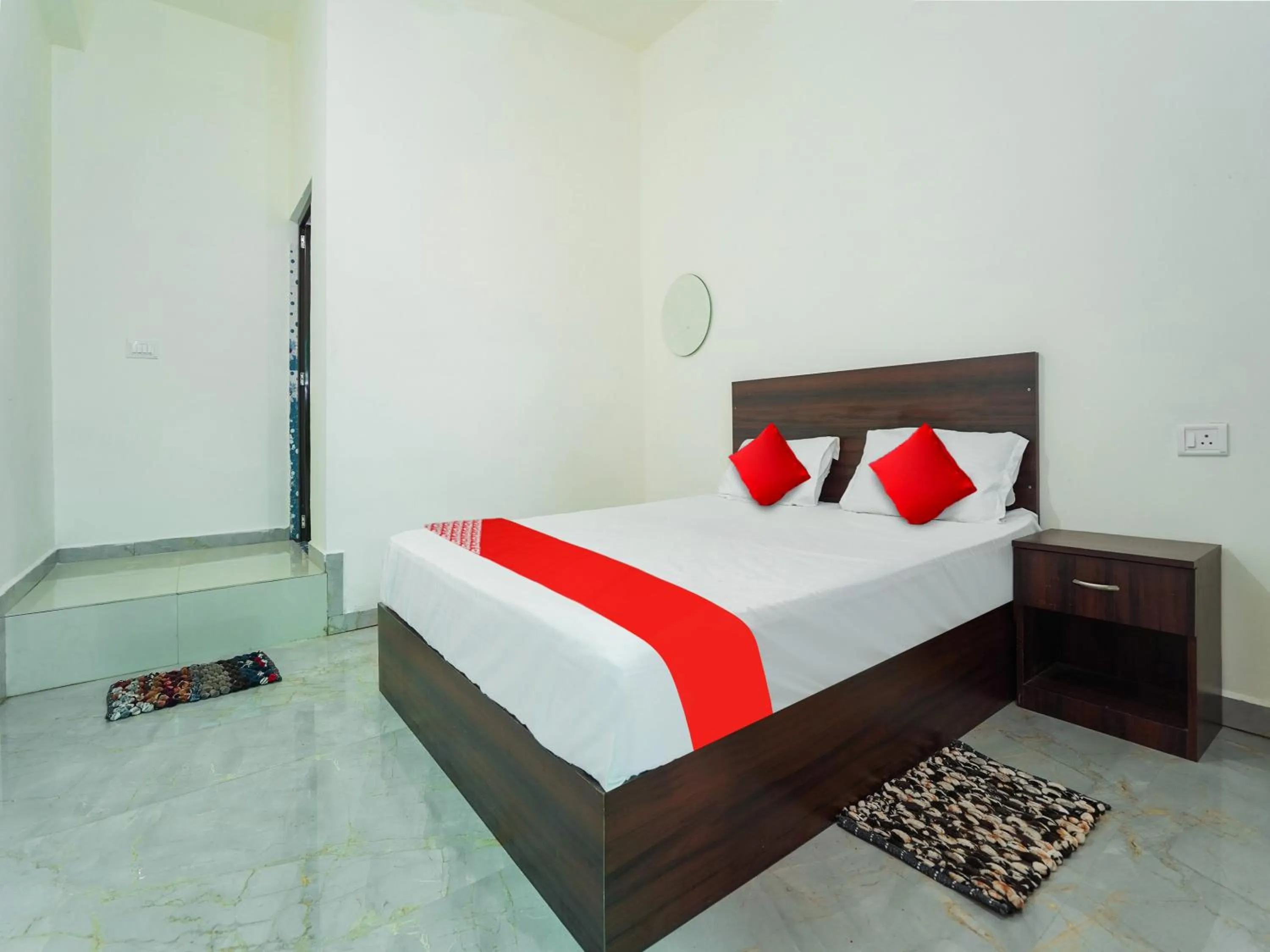 Bedroom, Bed in SPOT ON Hotel Friend's Park