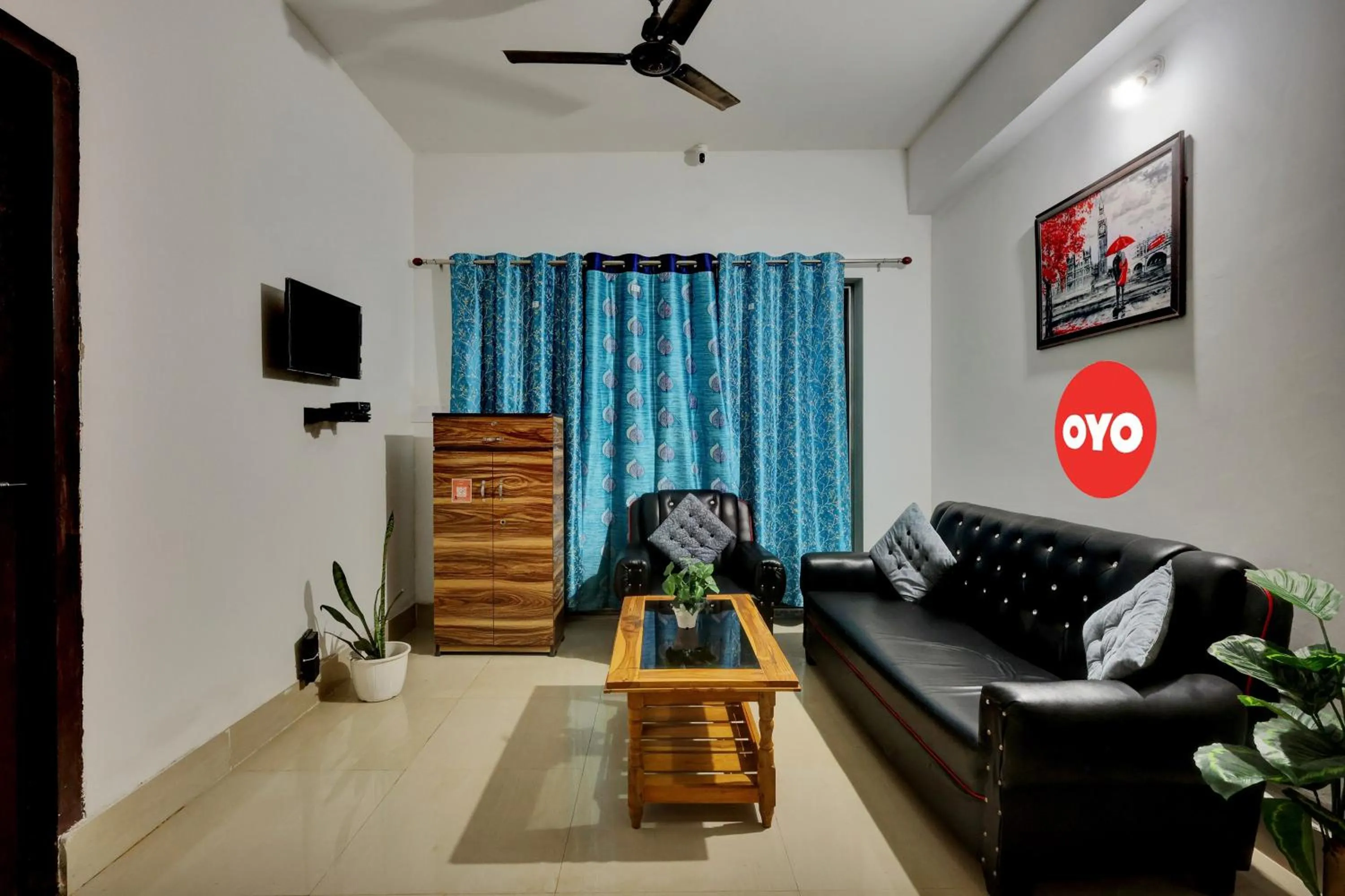 Lobby or reception in OYO Flagship Larica Green Valley