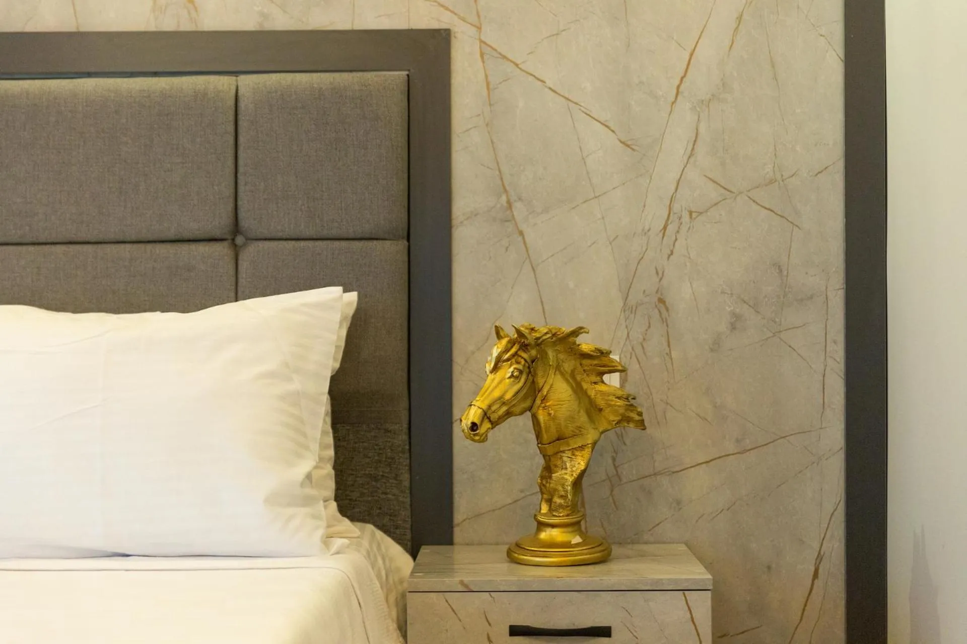 Bed in The Hera Business Hotels & Spa