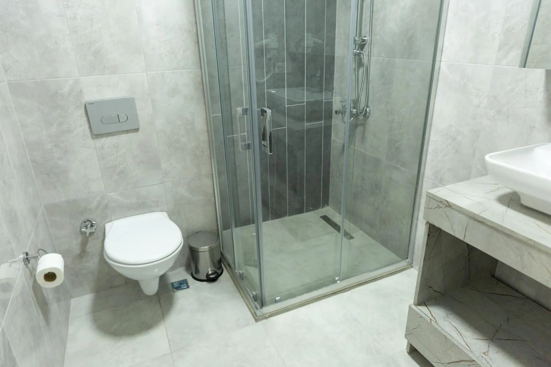 Shower in The Hera Business Hotels & Spa