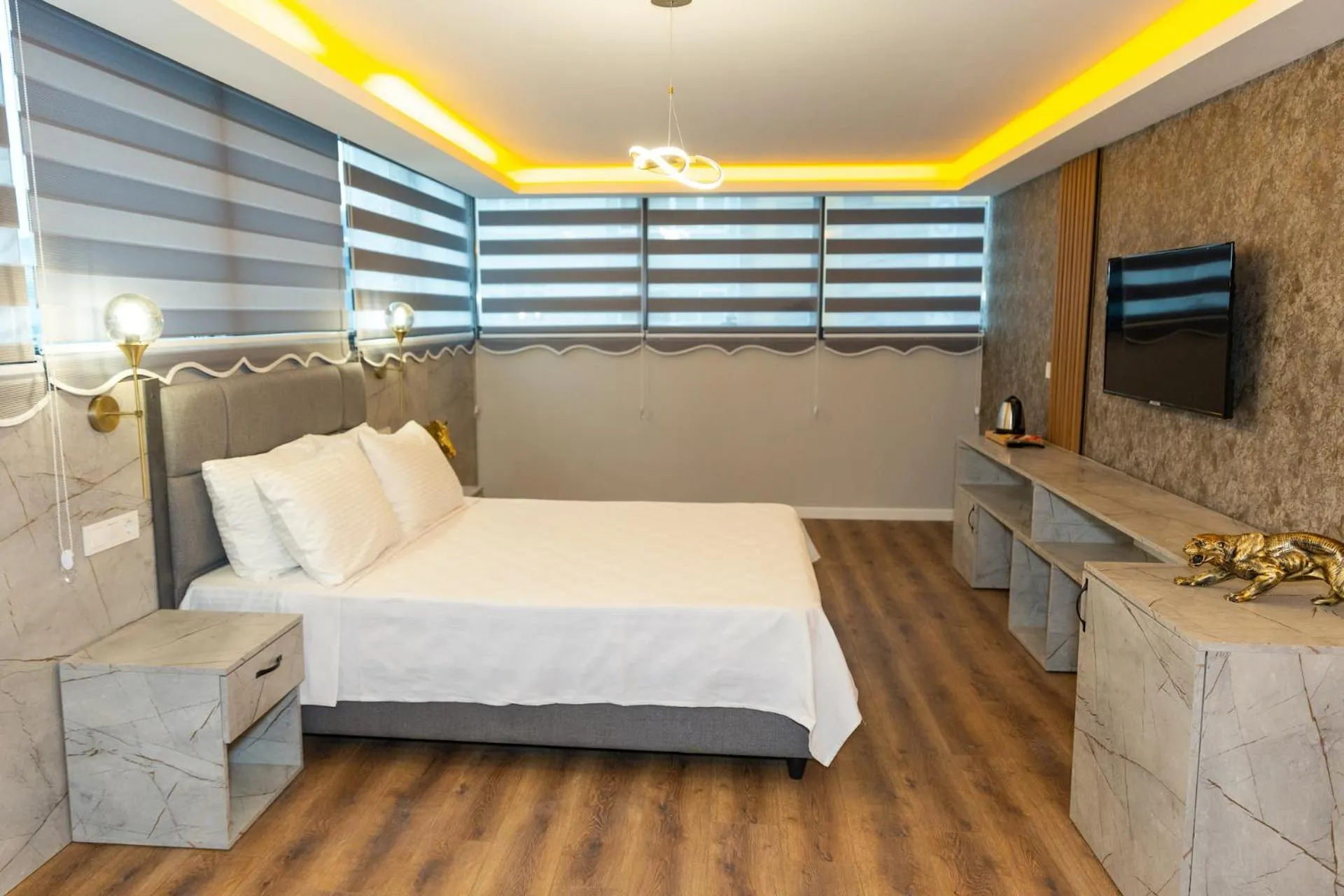 Bed in The Hera Business Hotels & Spa