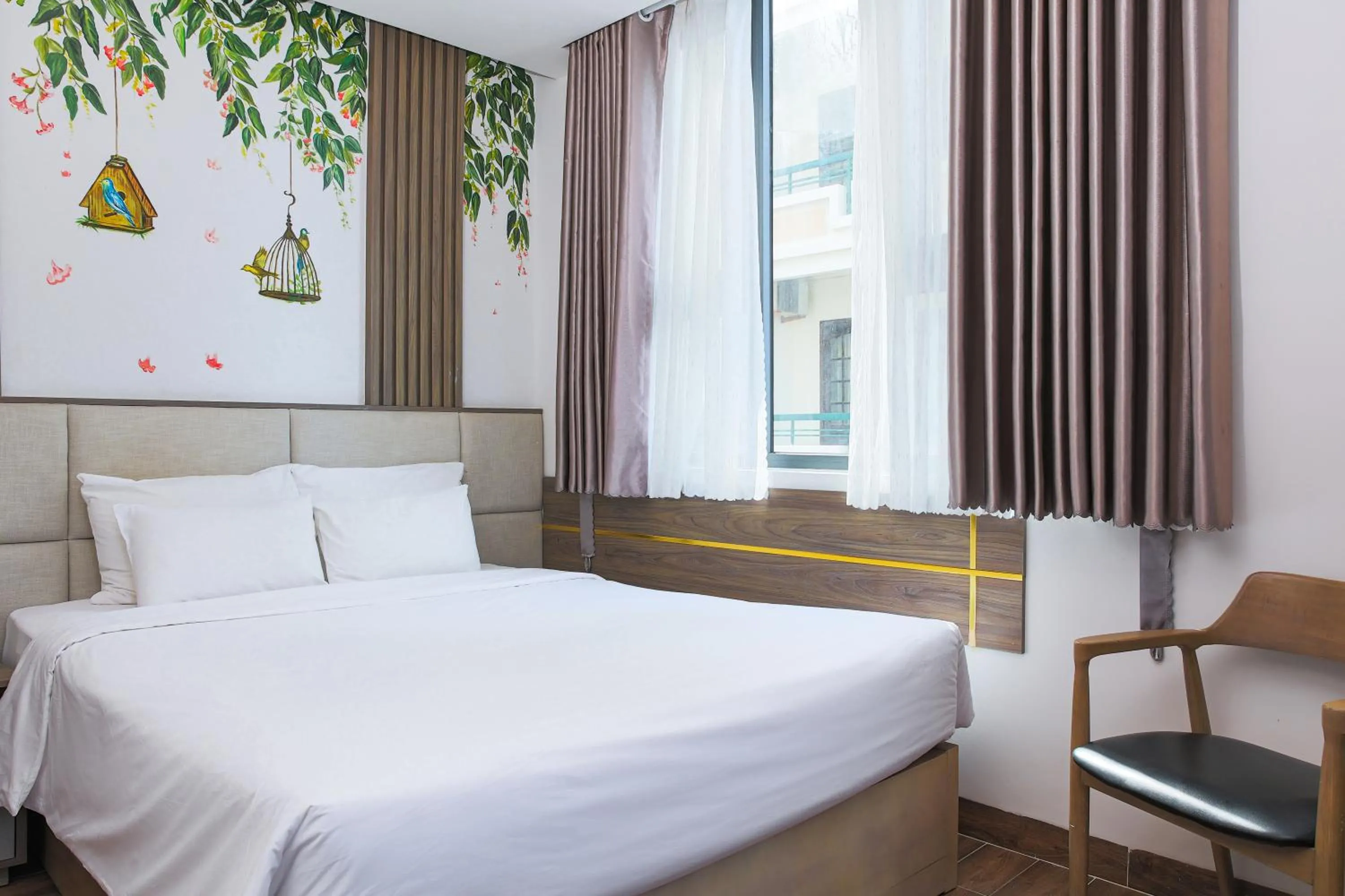 Photo of the whole room, Bed in Azura Gold Hotel & Apartment