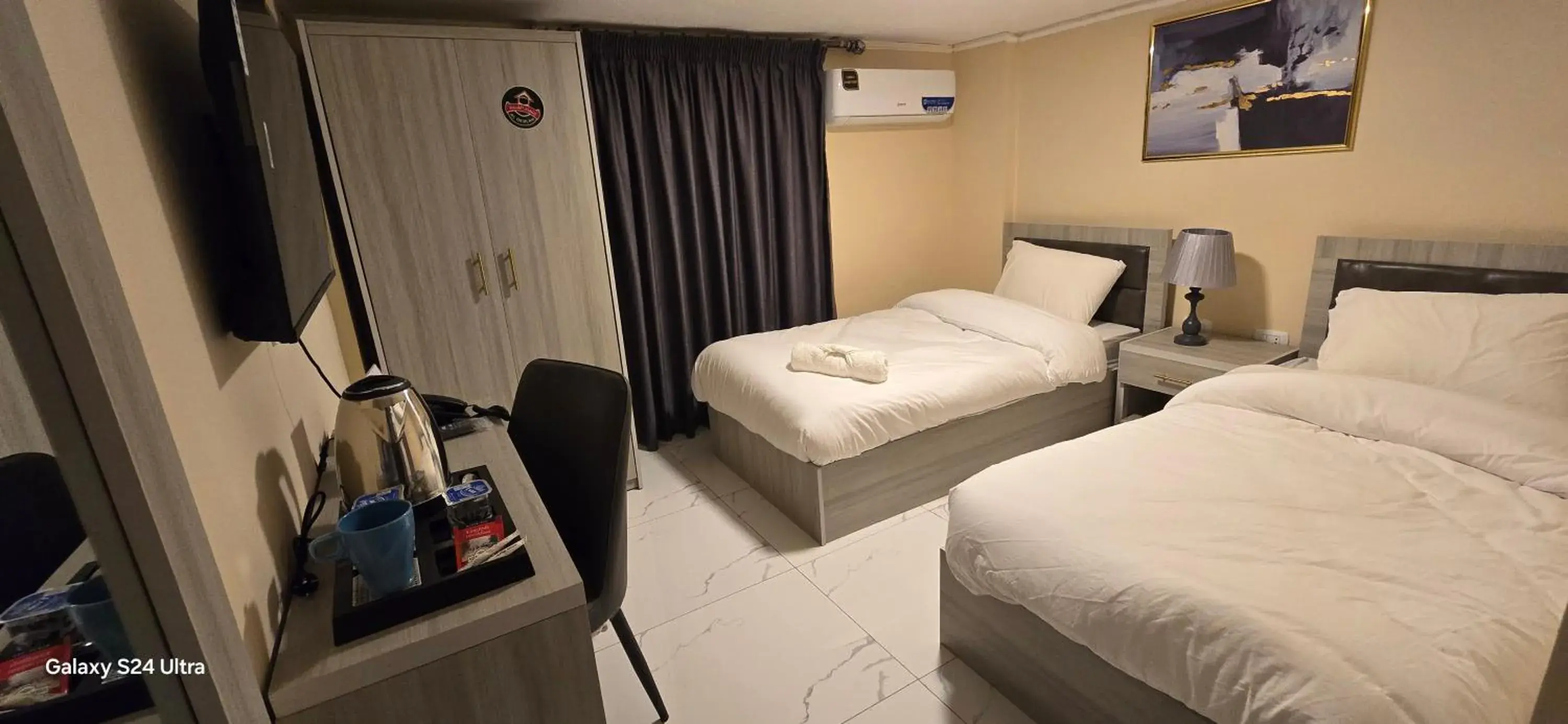 Budget Twin Room in VIP Hotel Amman Budget Twin Room in VIP Hotel Amman