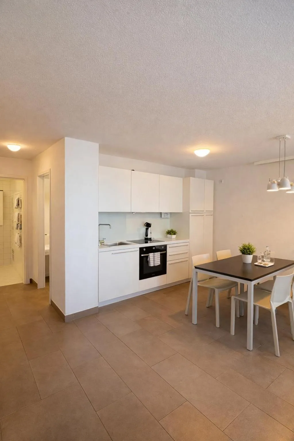 Kitchen or kitchenette in Bayer's Boardinghouse und Hotel