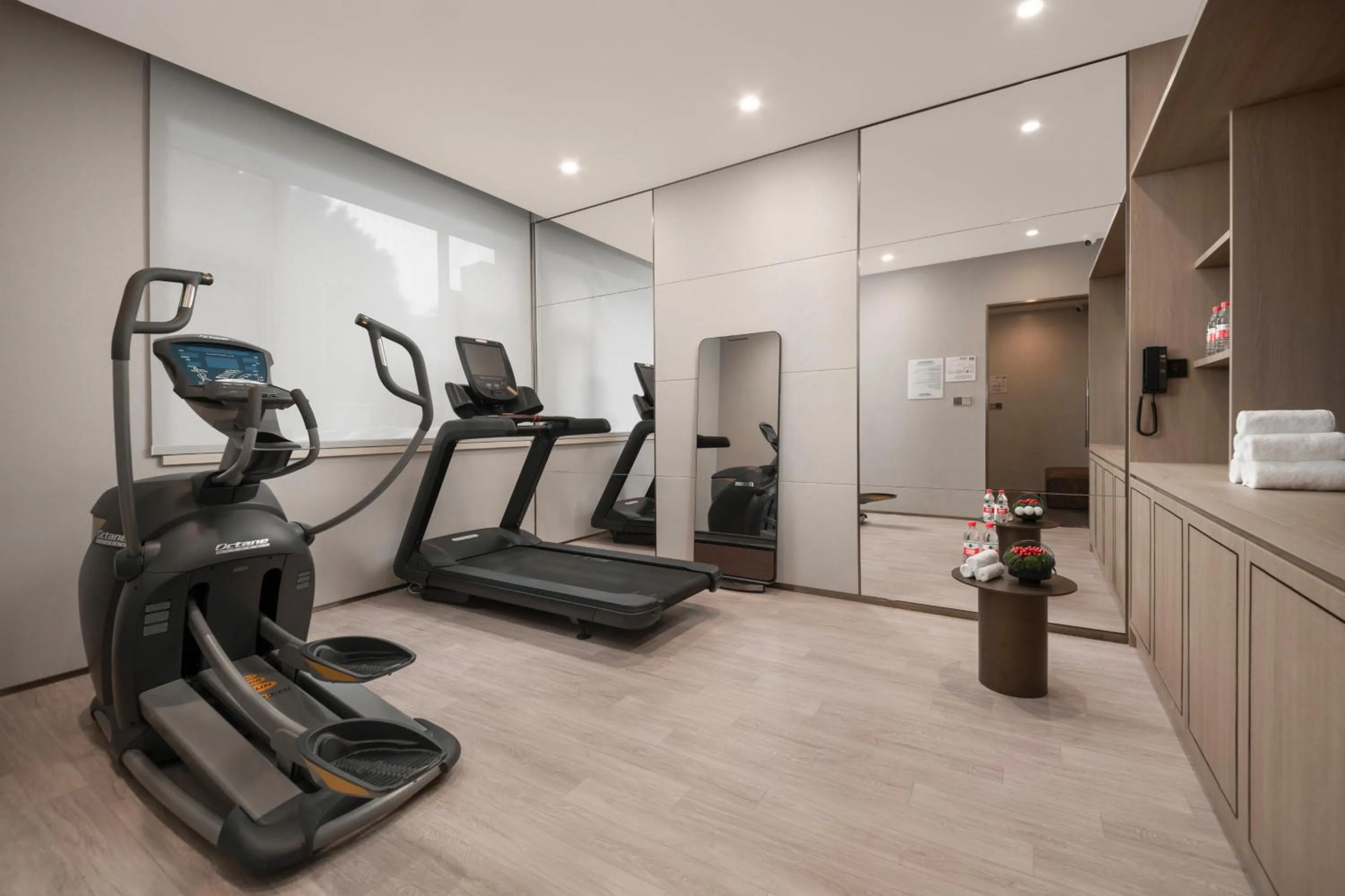 Fitness centre/facilities in Holiday Inn Express Beijing Downtown by IHG