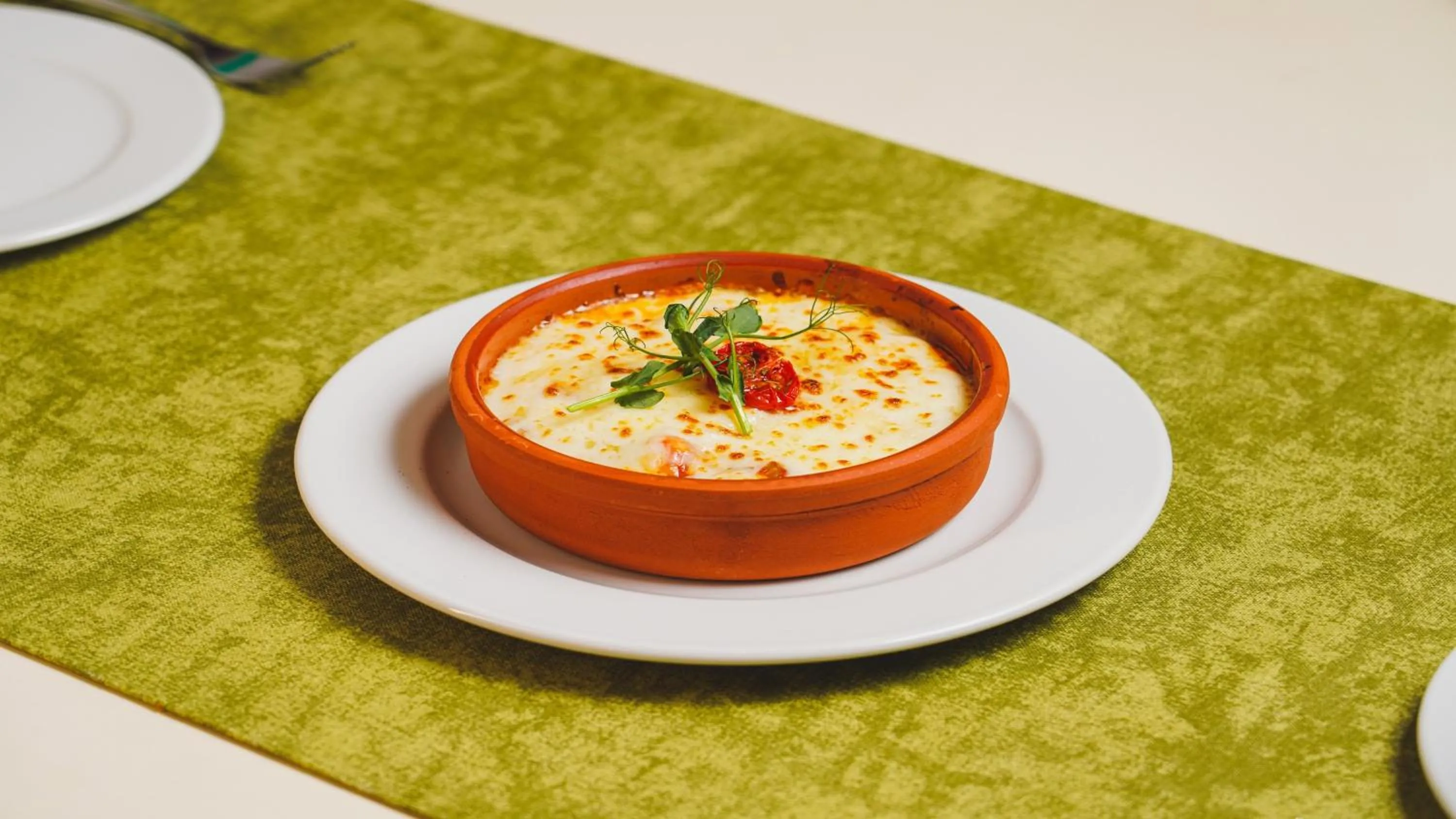 Restaurant/places to eat in Holiday Inn Tashkent City by IHG