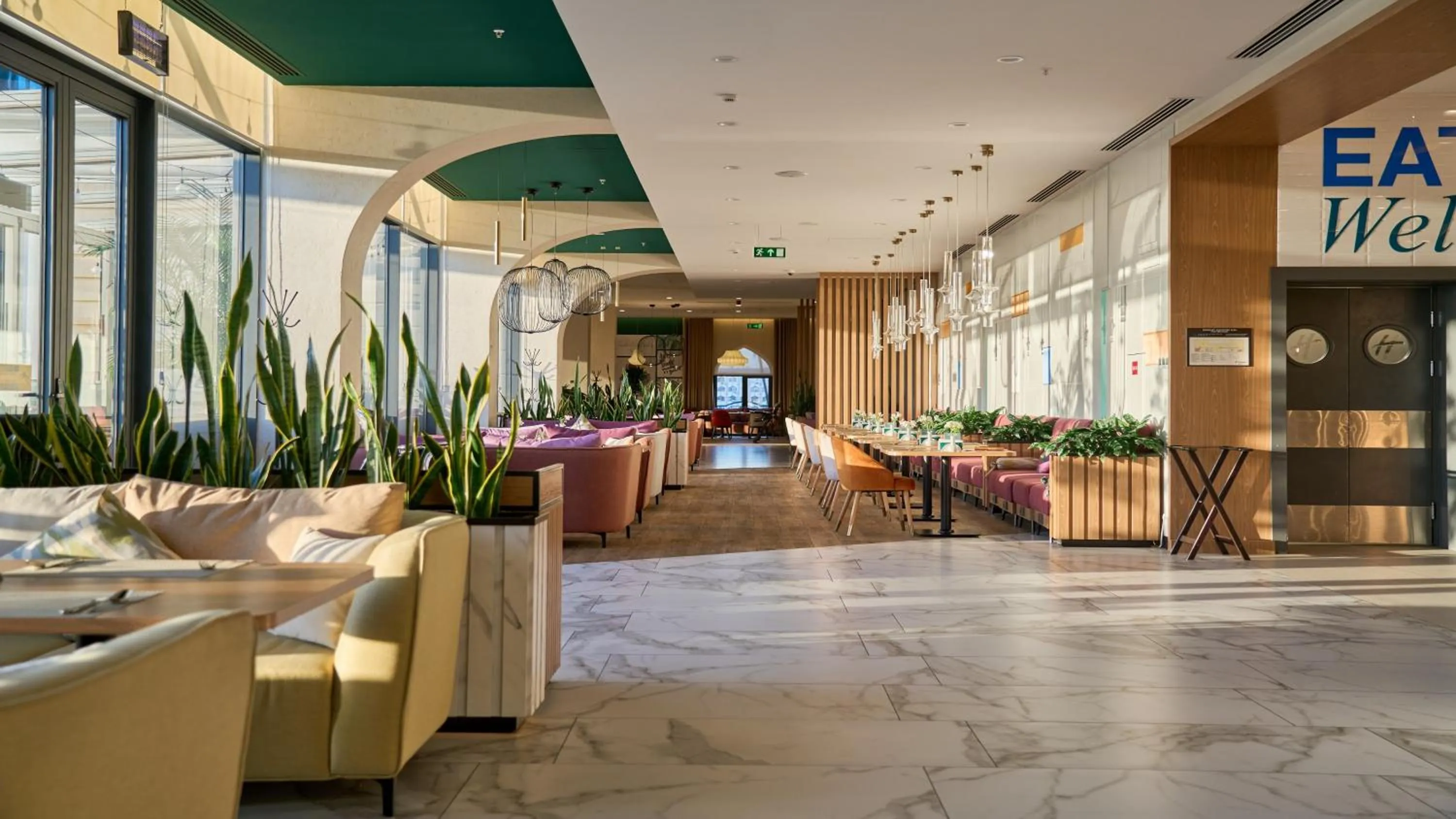 Restaurant/places to eat in Holiday Inn Tashkent City by IHG