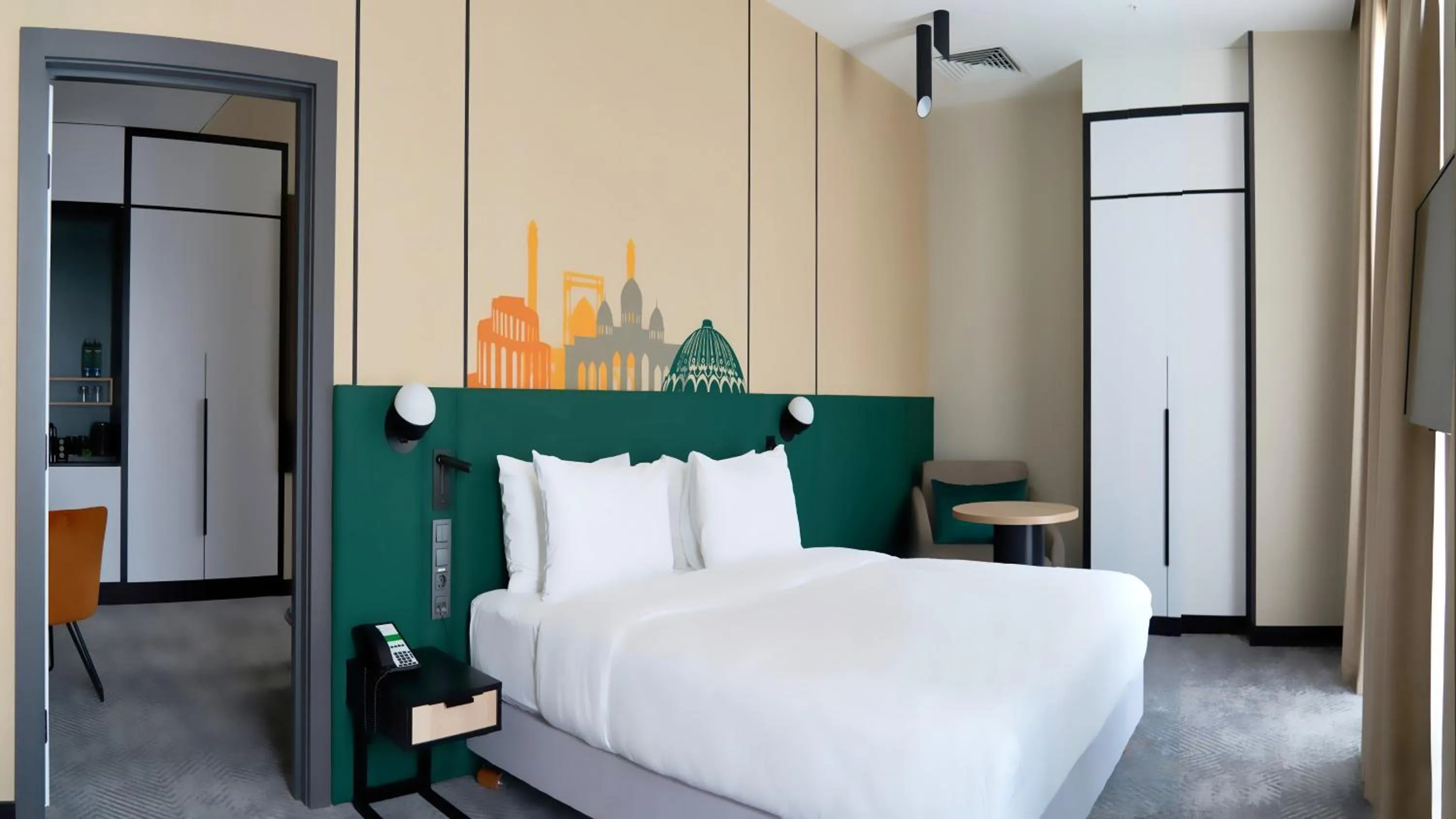 Photo of the whole room, Bed in Holiday Inn Tashkent City by IHG