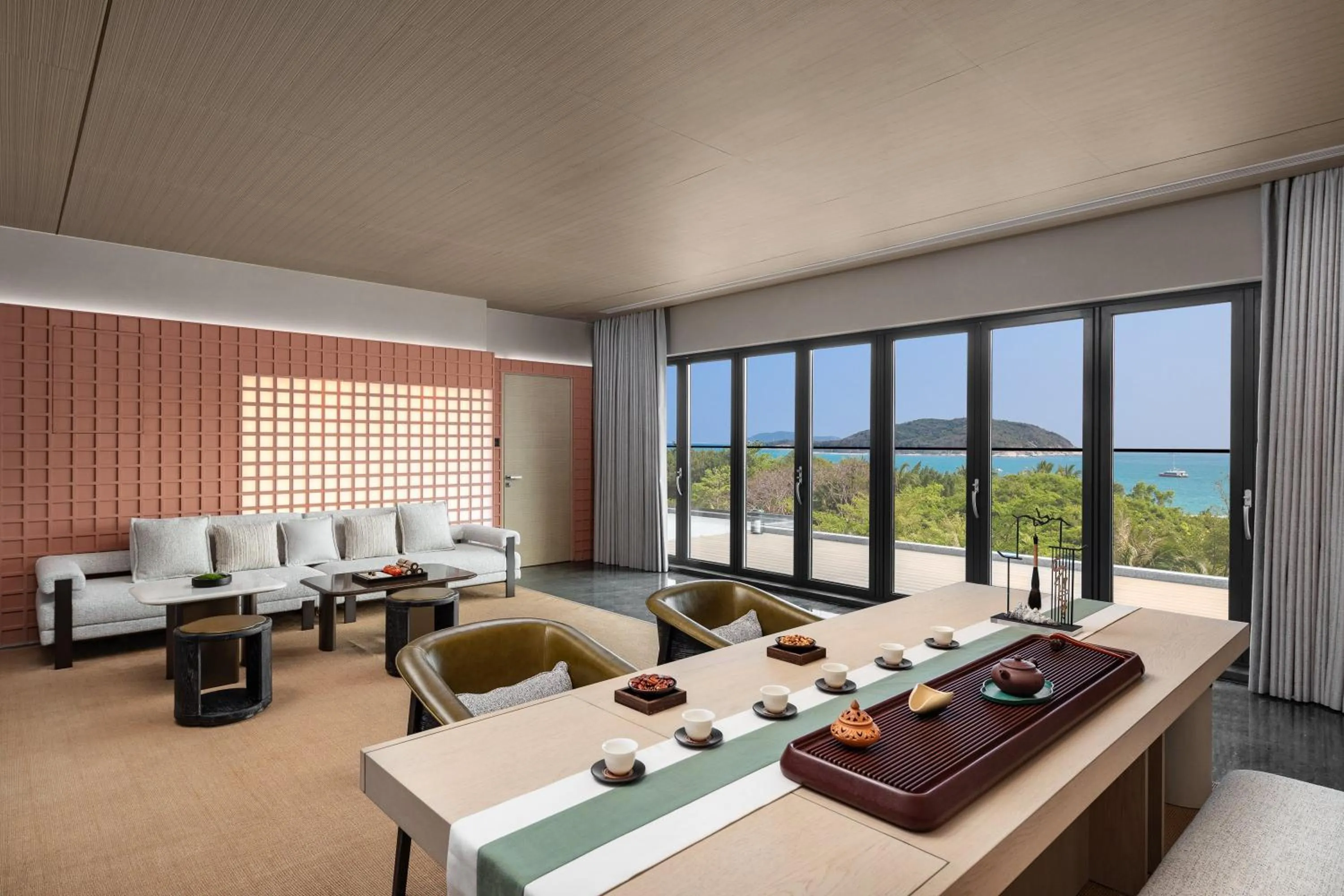 Photo of the whole room in HUALUXE Sanya Yalong Bay Resort