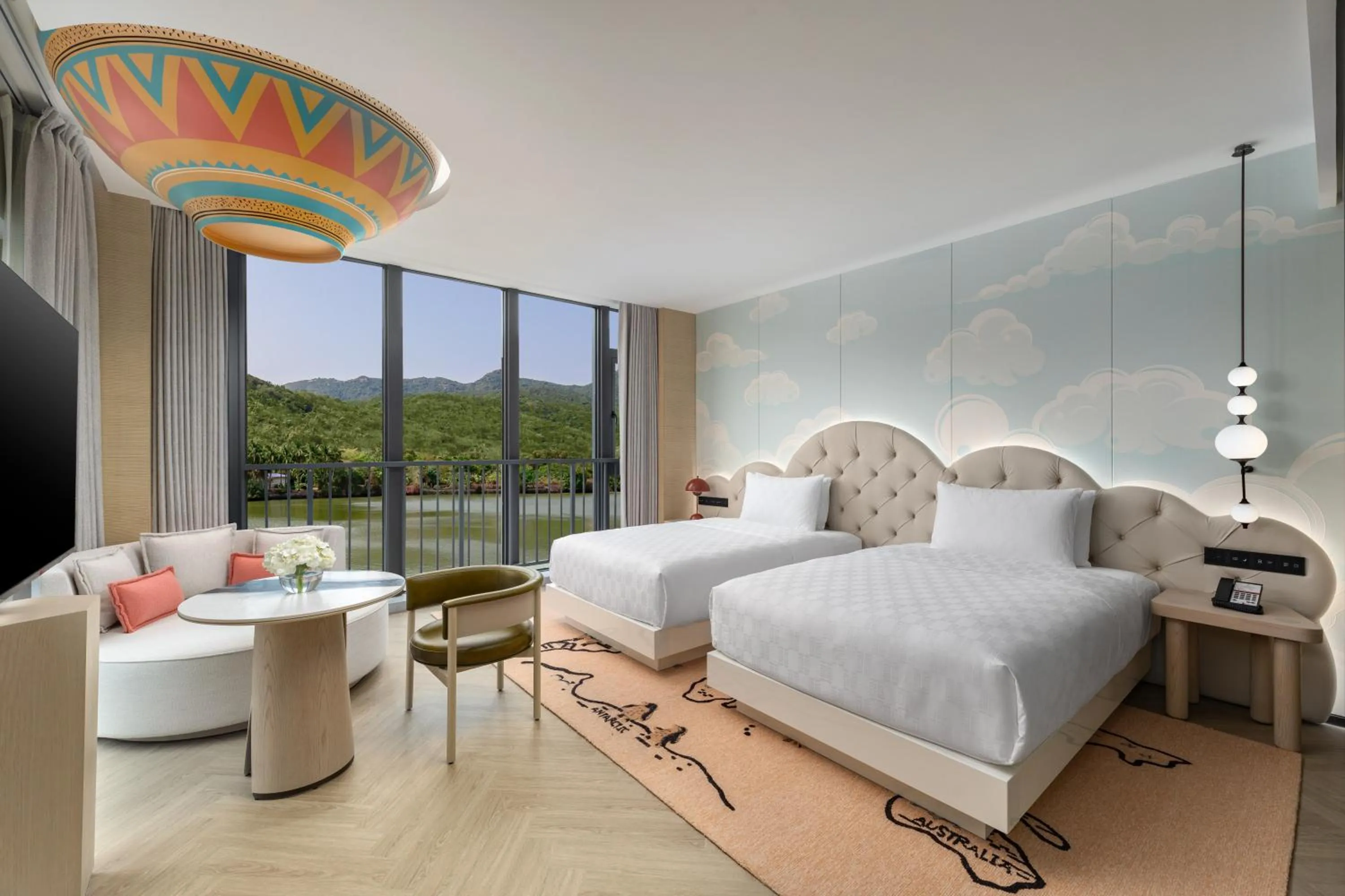 Bedroom, Bed in HUALUXE Sanya Yalong Bay Resort