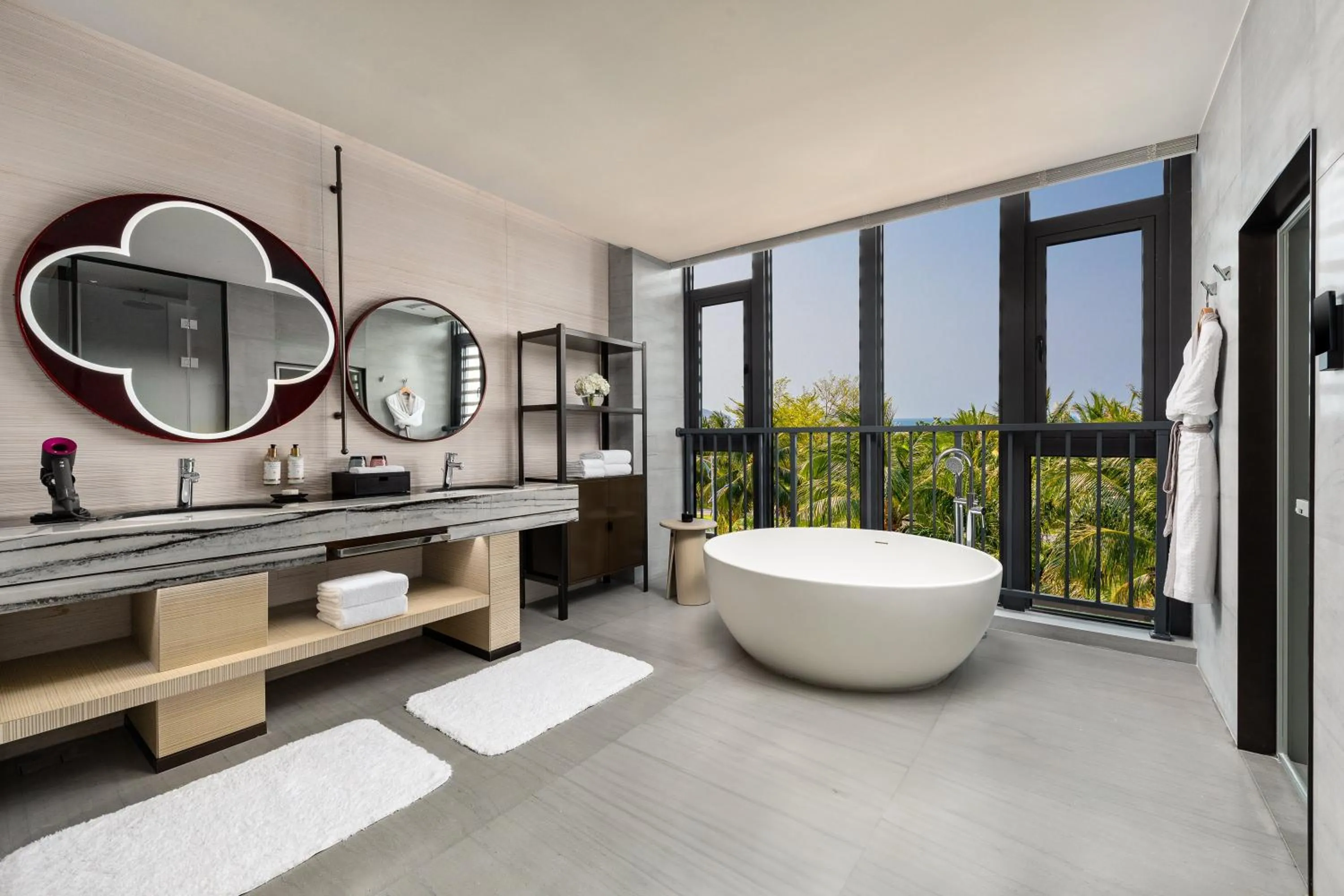 Photo of the whole room in HUALUXE Sanya Yalong Bay Resort