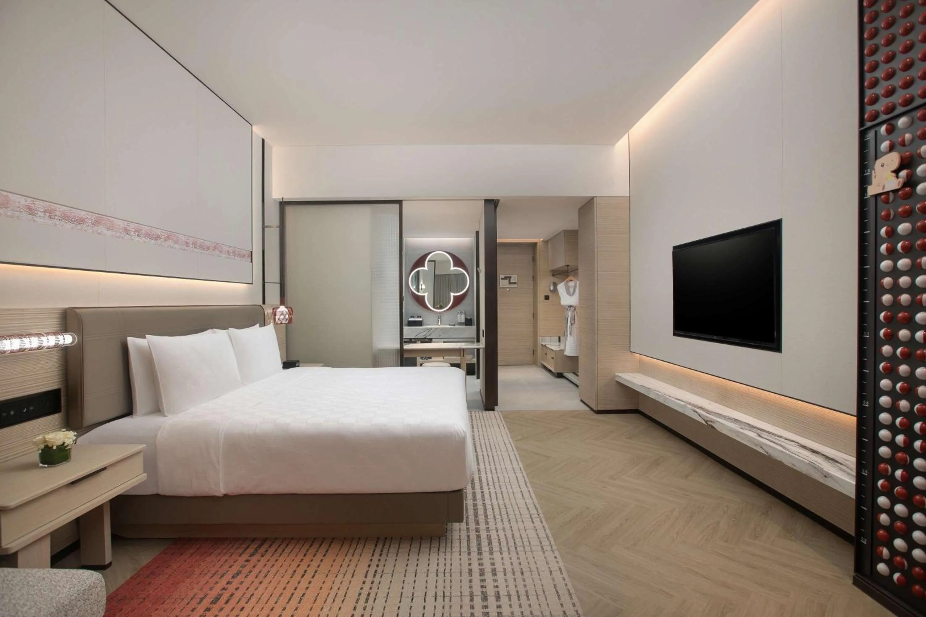 Photo of the whole room, Bed in HUALUXE Sanya Yalong Bay Resort