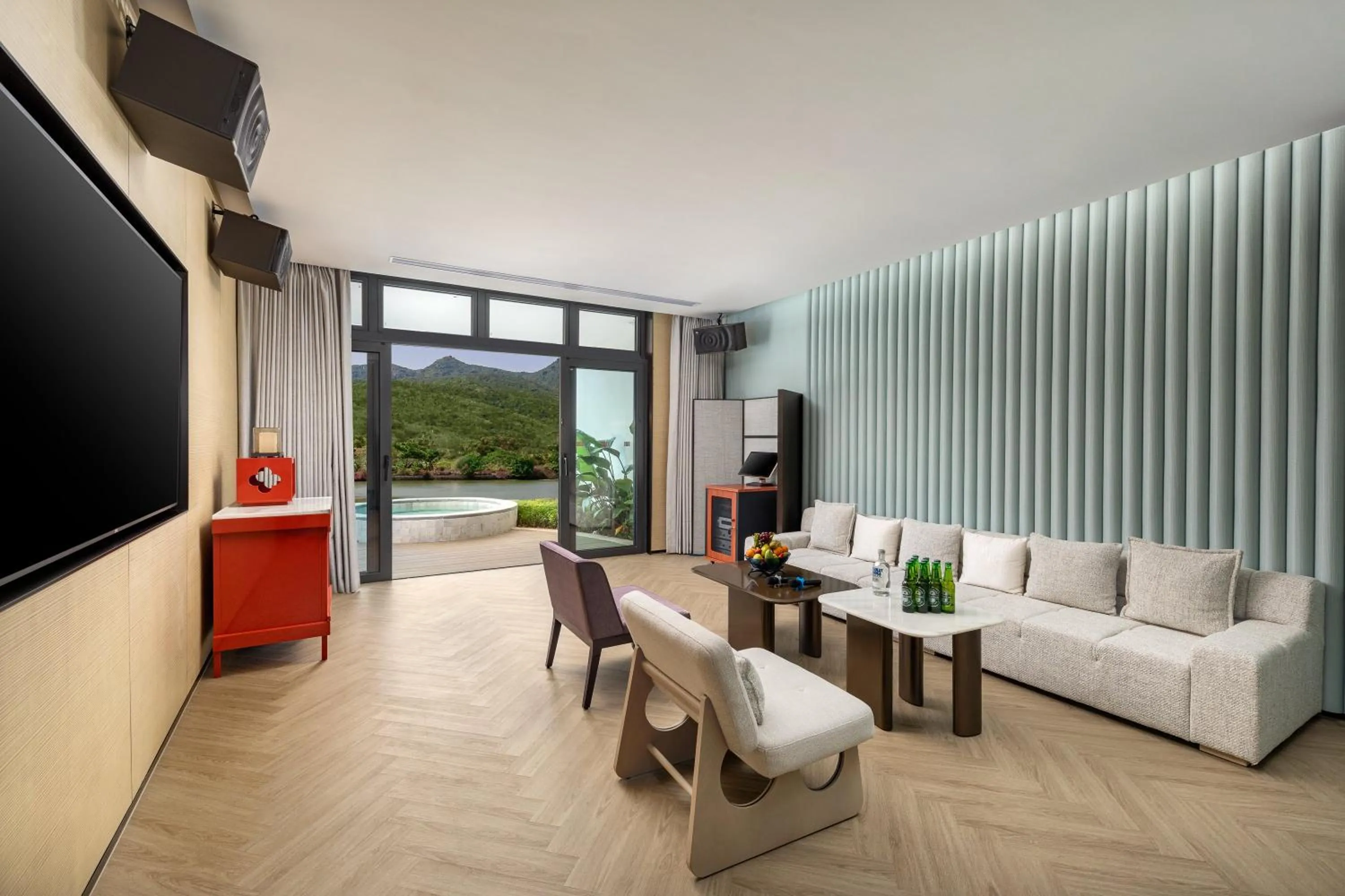 Photo of the whole room in HUALUXE Sanya Yalong Bay Resort