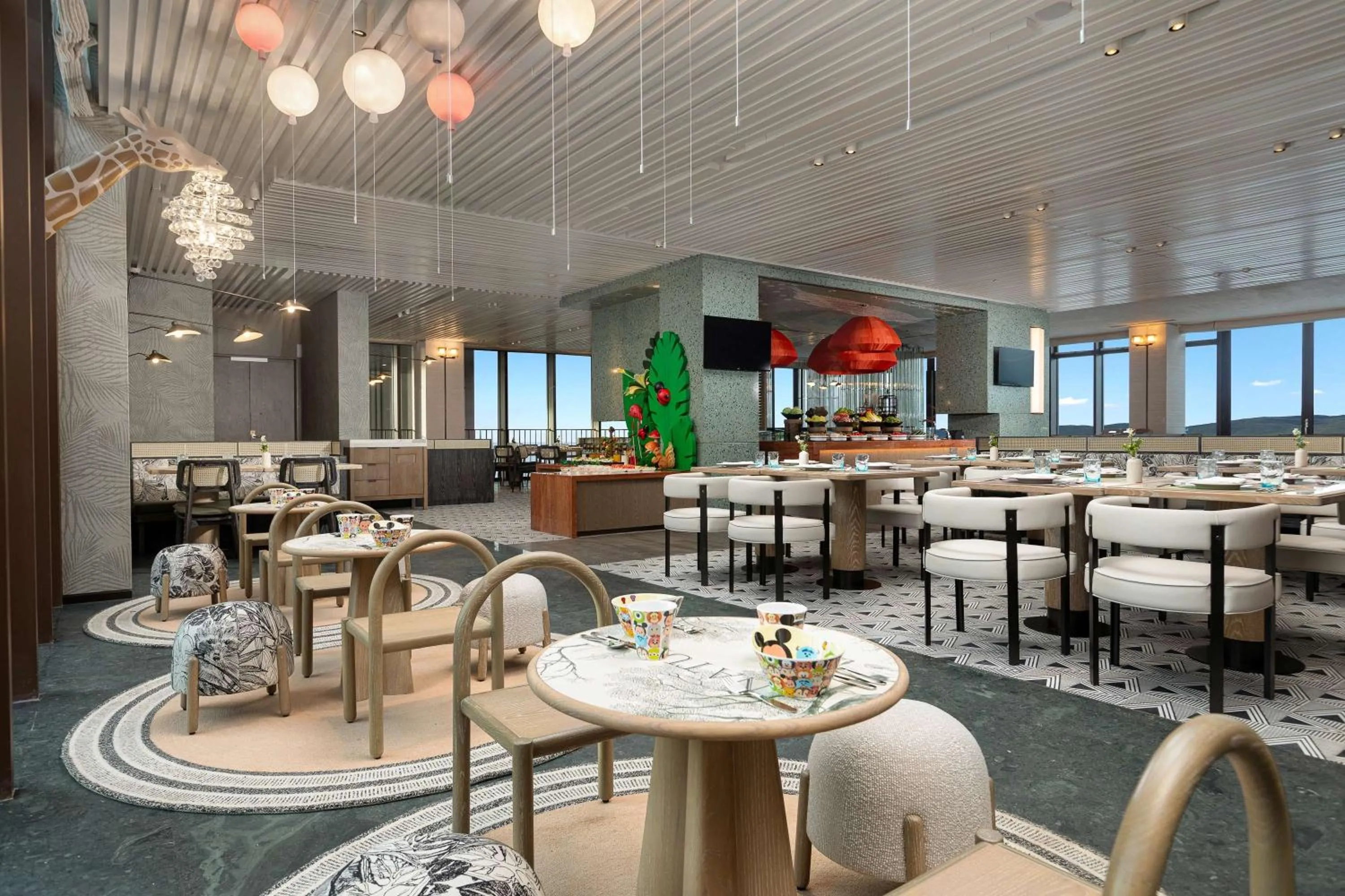 Restaurant/places to eat in HUALUXE Sanya Yalong Bay Resort