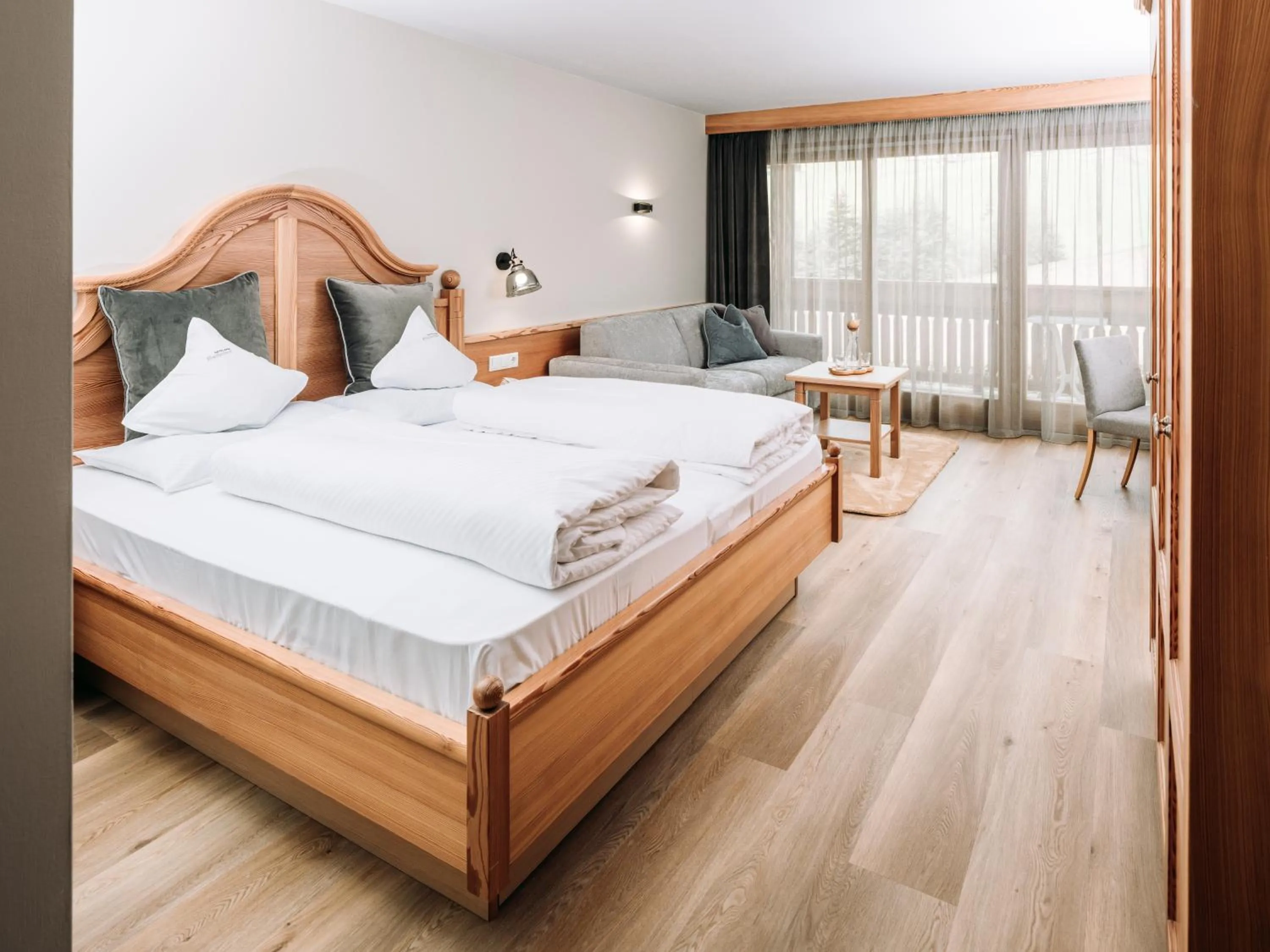 Staff, Bed in Hotel Bacherhof