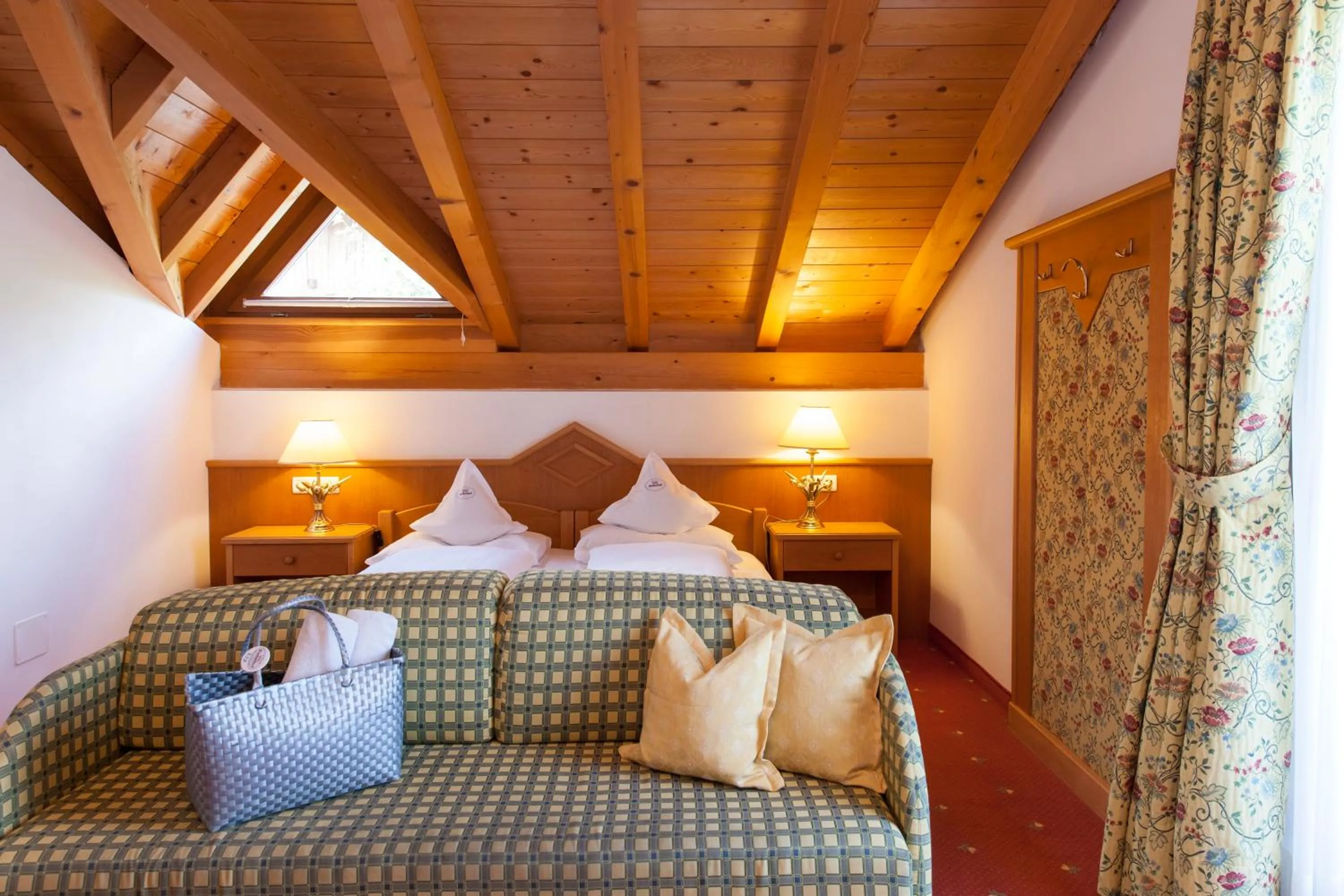 Photo of the whole room, Bed in Hotel Bacherhof