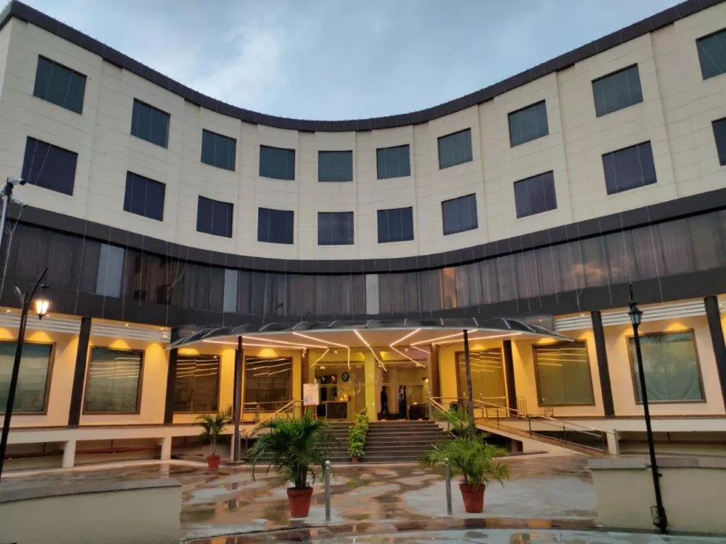 Property building in Chinmay Hotel & Resort