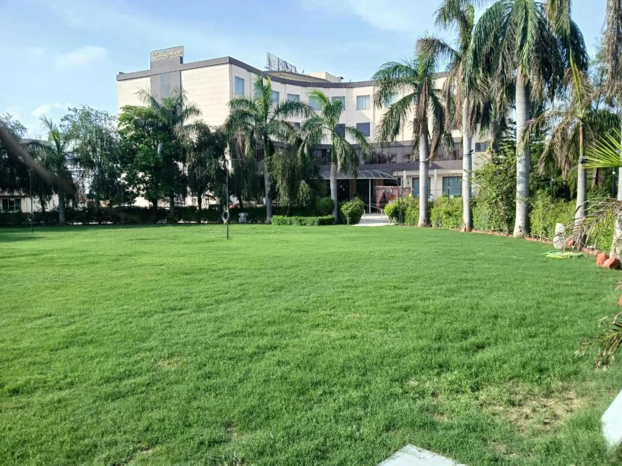 Property building in Chinmay Hotel & Resort