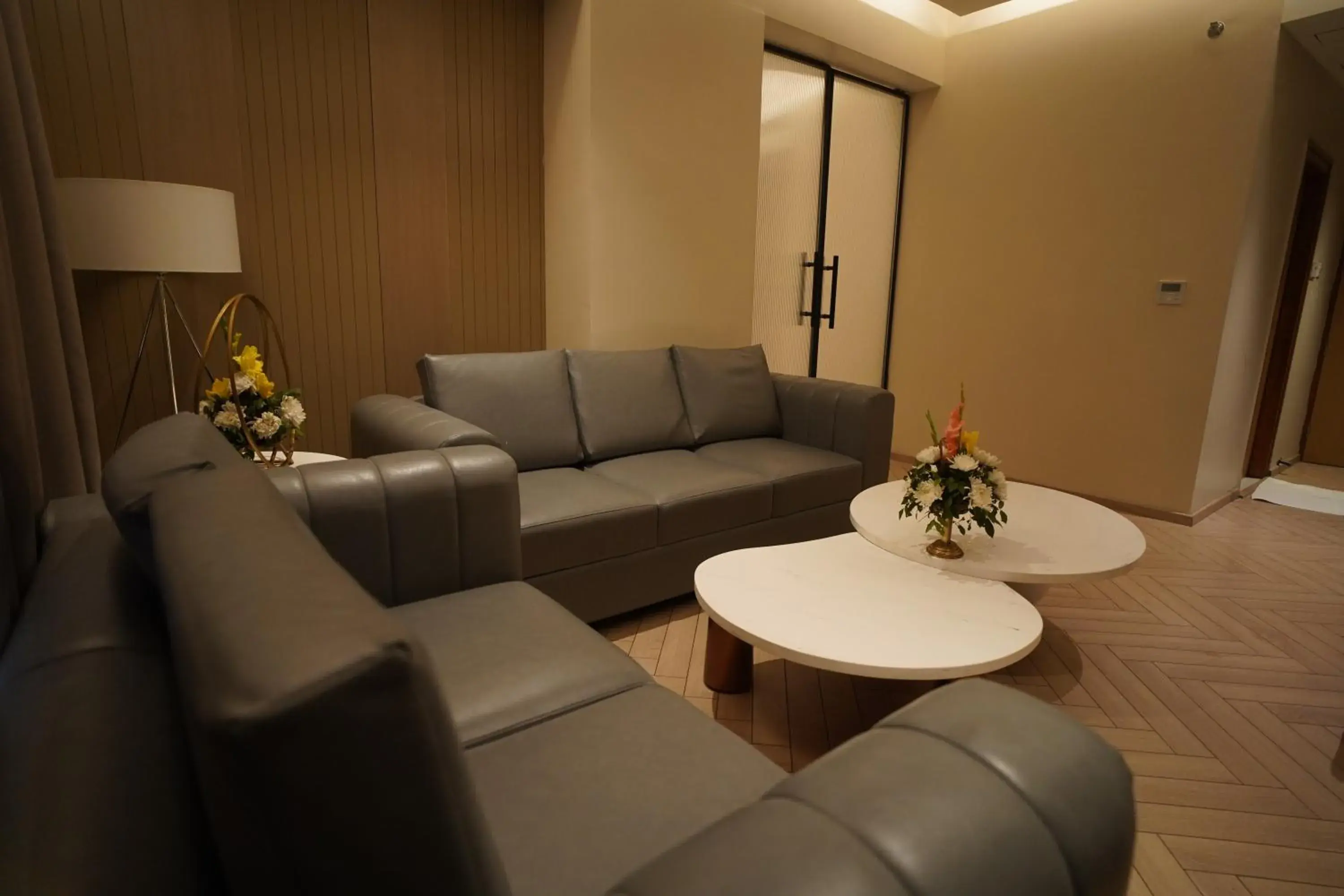 Executive Suite in Chinmay Hotel & Resort Executive Suite in Chinmay Hotel & Resort