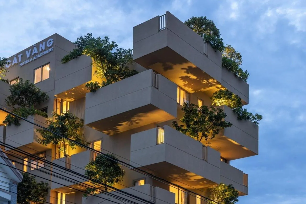 Property building in Cát Vàng Hotel & Apartment