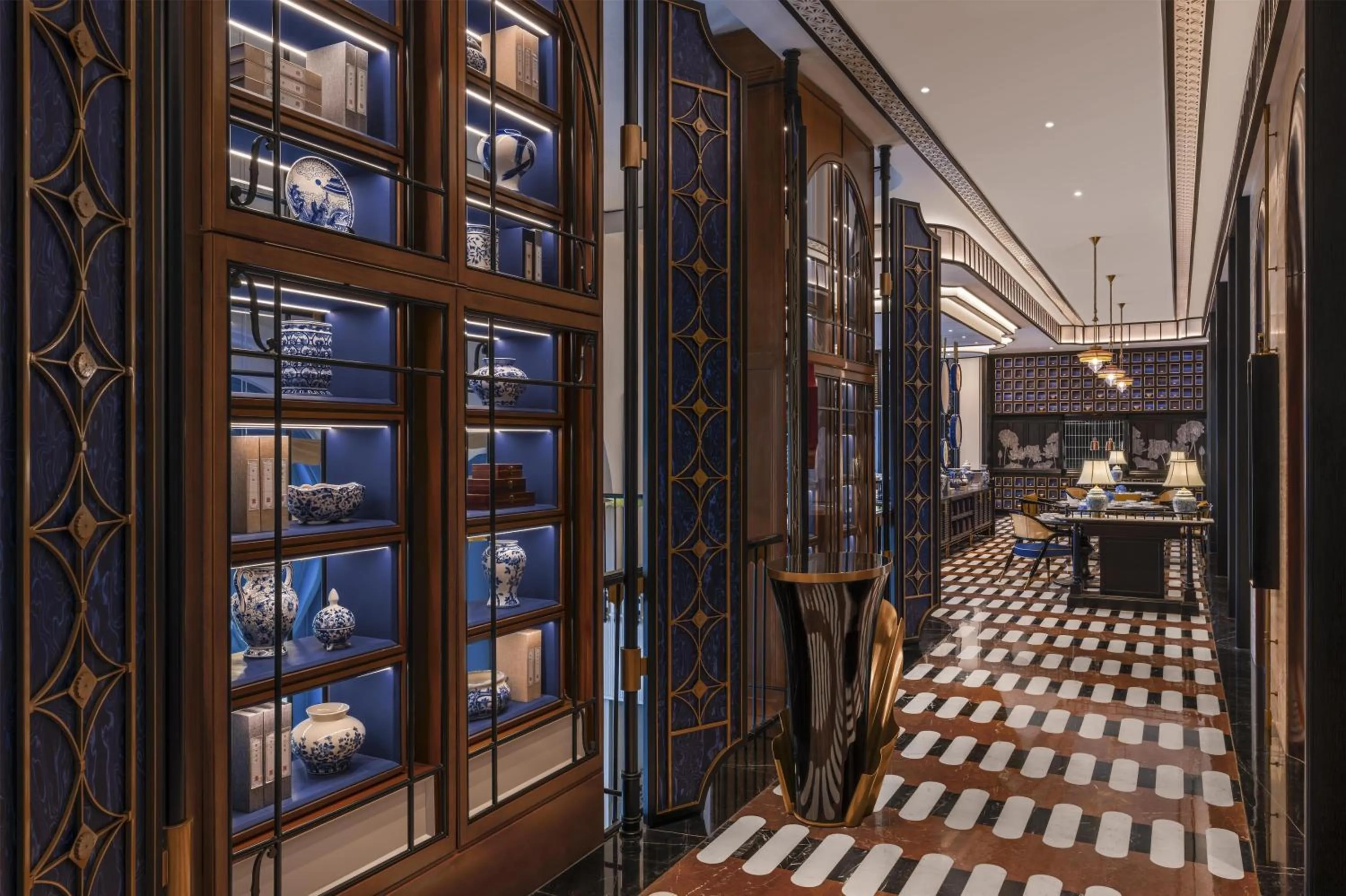 Restaurant/places to eat in La Festa Phu Quoc, Curio Collection By Hilton