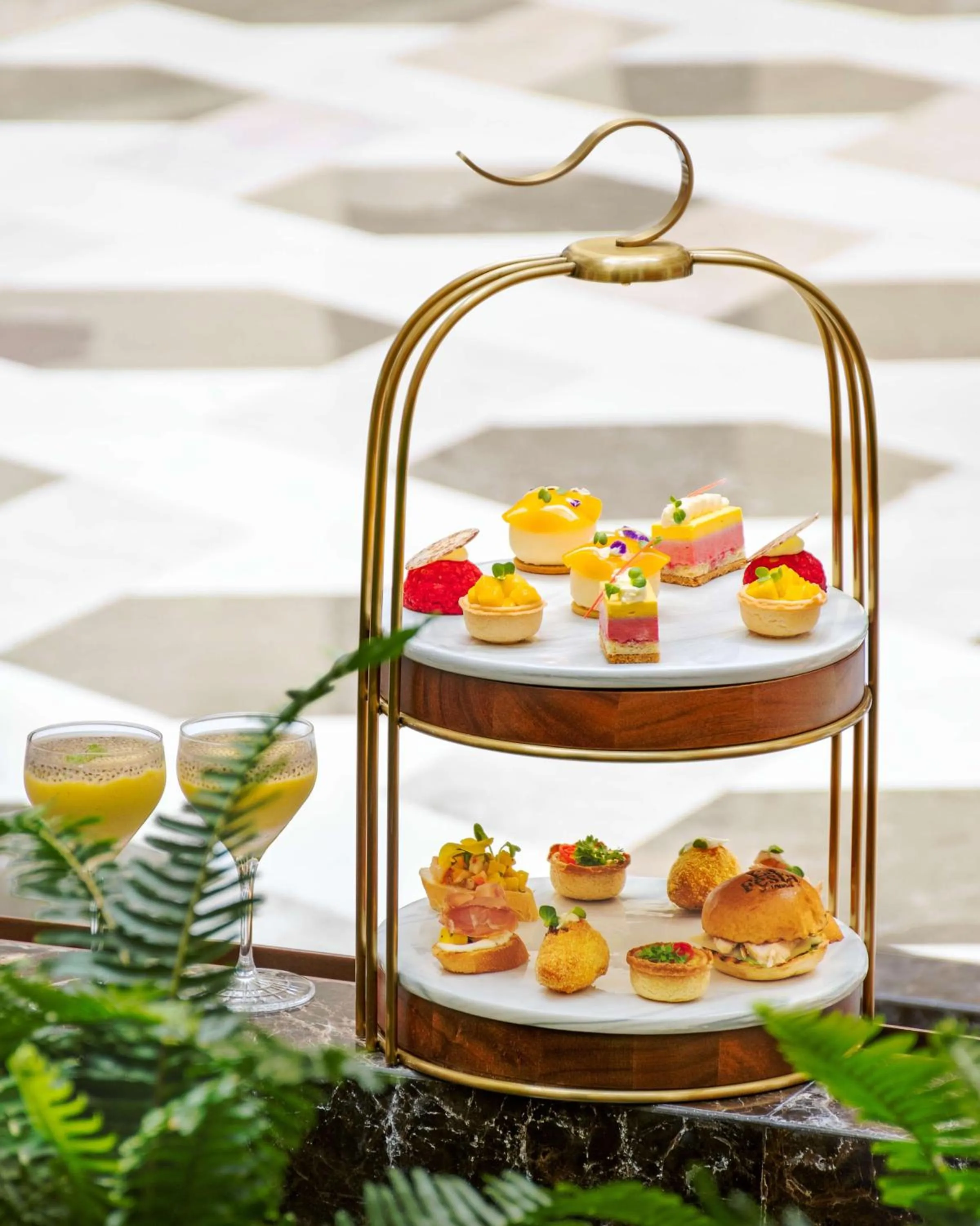 Restaurant/places to eat in La Festa Phu Quoc, Curio Collection By Hilton