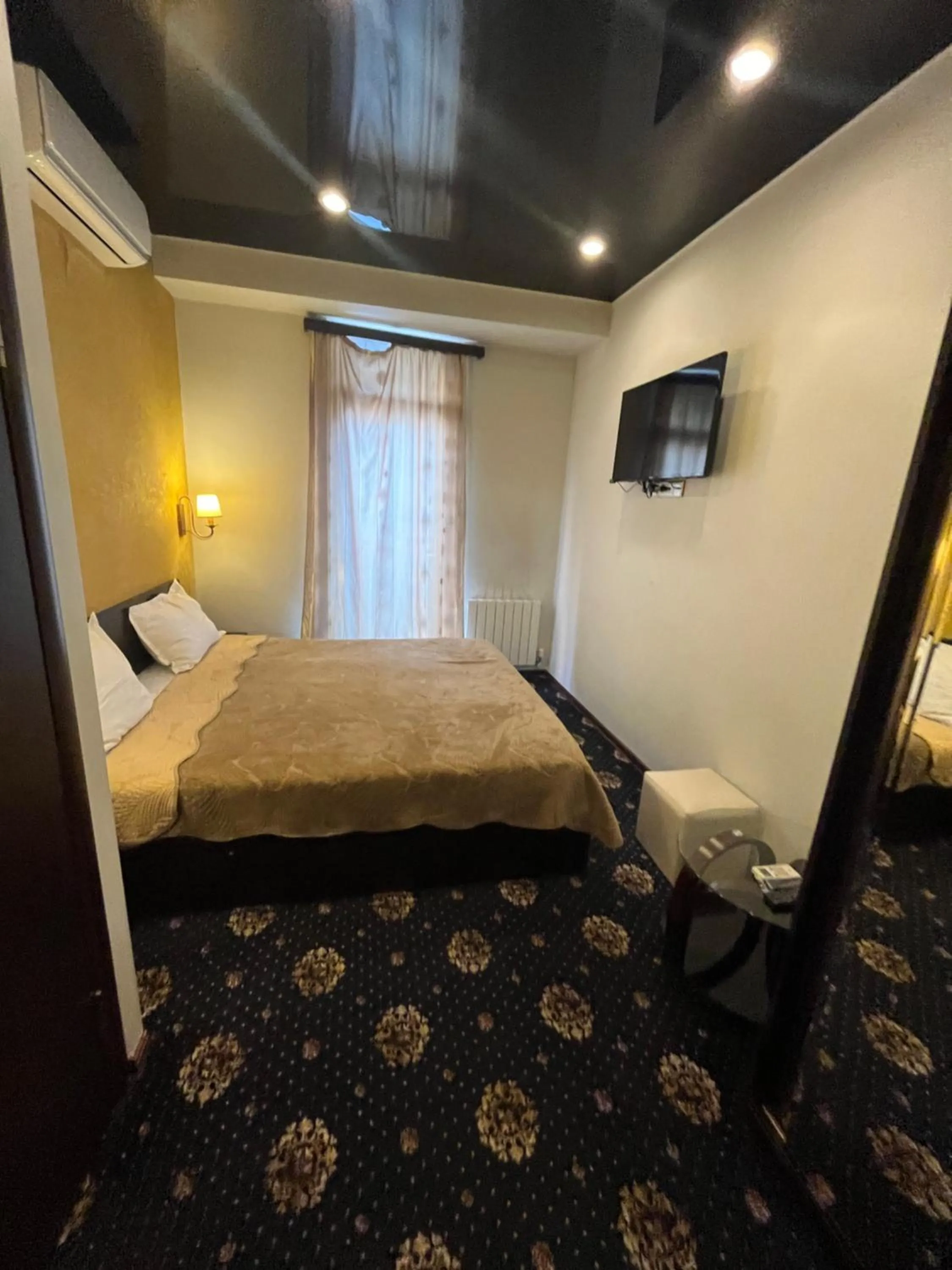 Bed in HOTEL NEW ROYAL