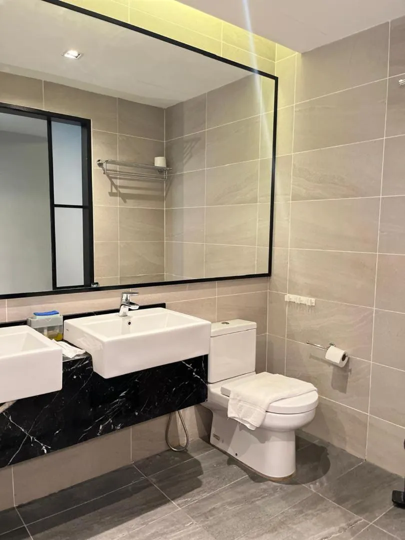 Red M101 by Oak Tree