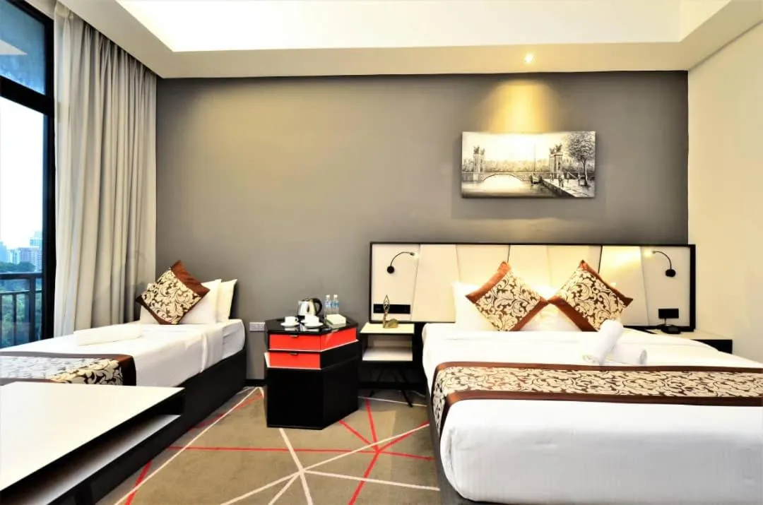 Bed in Red M101 by Oak Tree