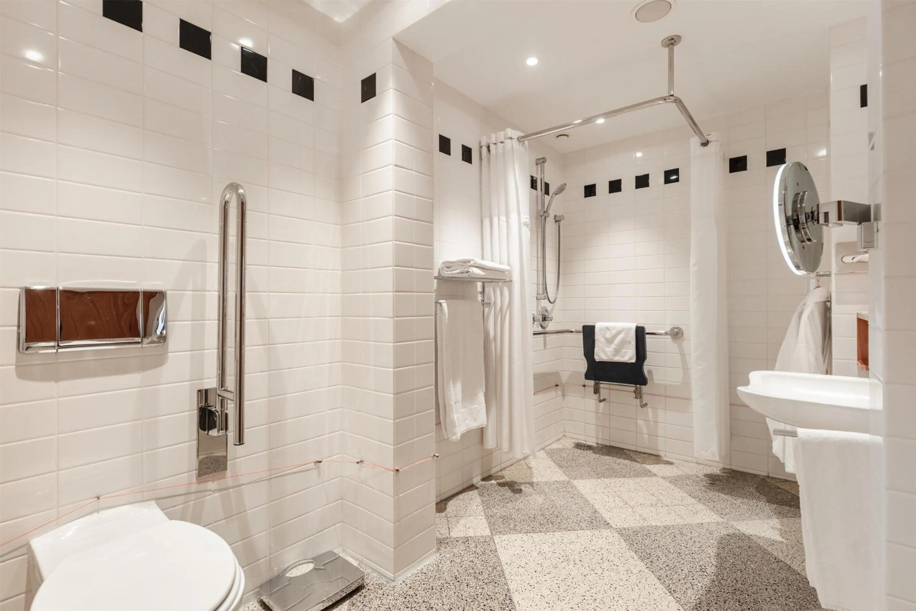 Bathroom in Hilton Amsterdam