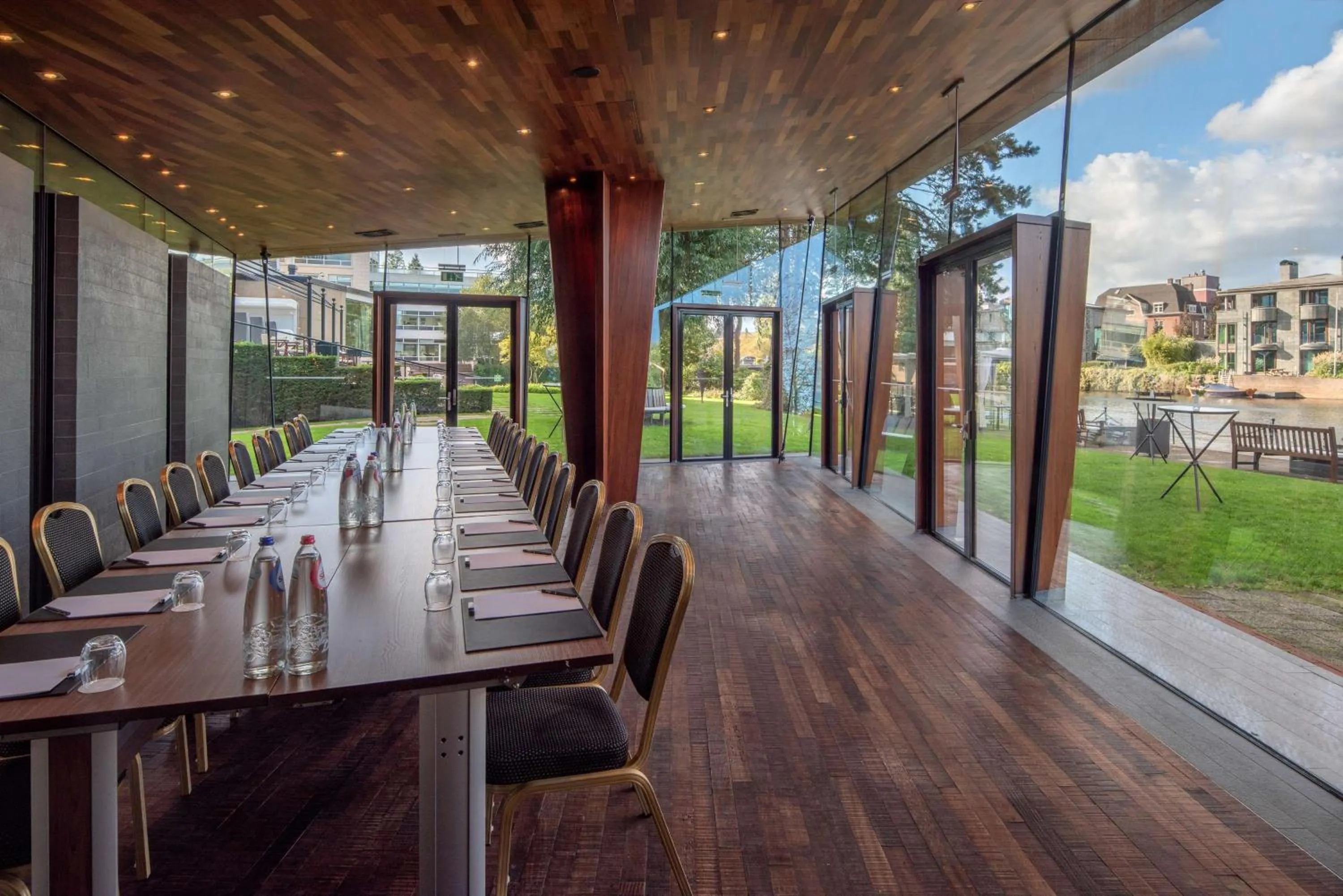 Meeting/conference room in Hilton Amsterdam