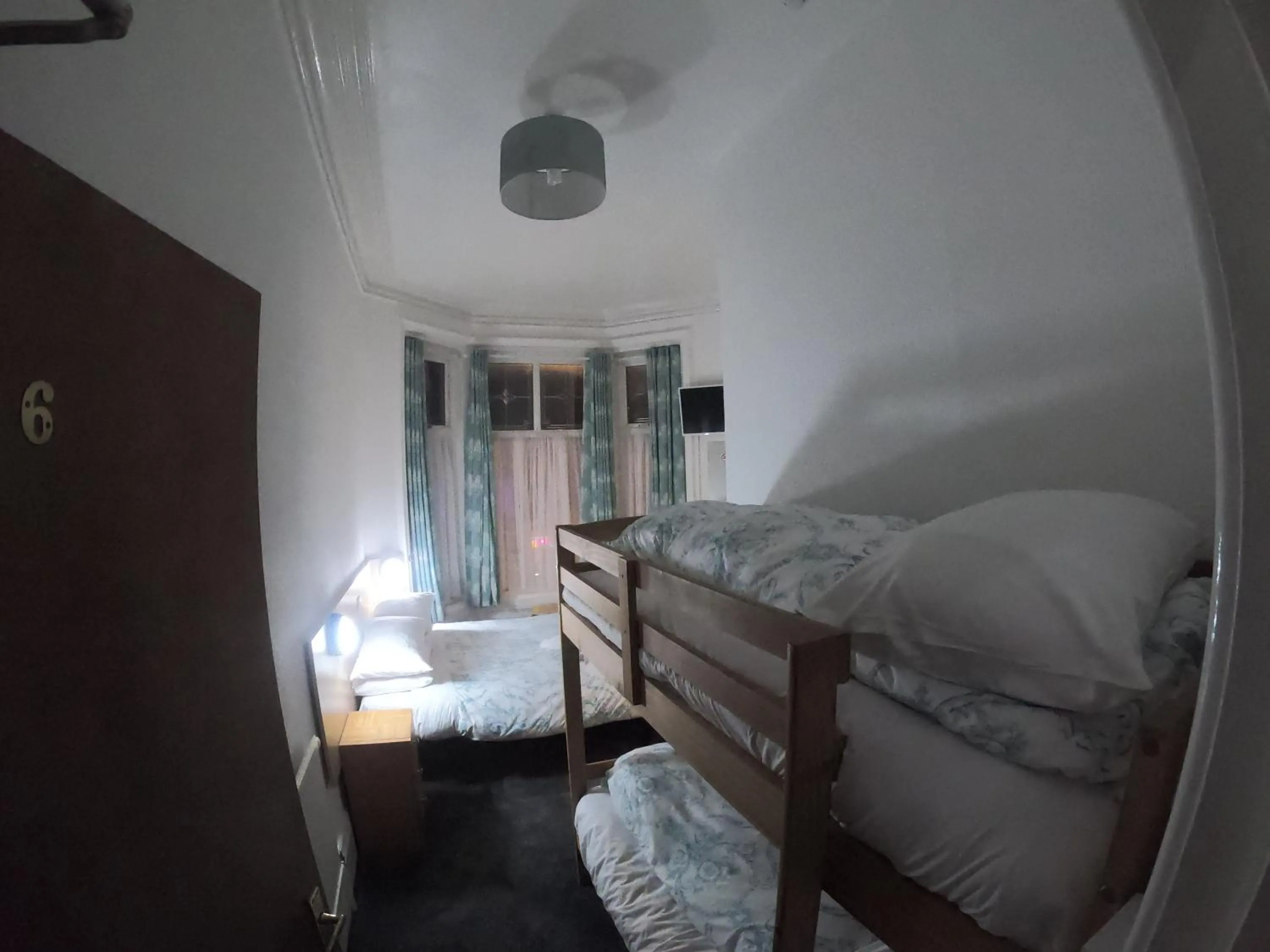 bunk bed, Bed in The Danescourt