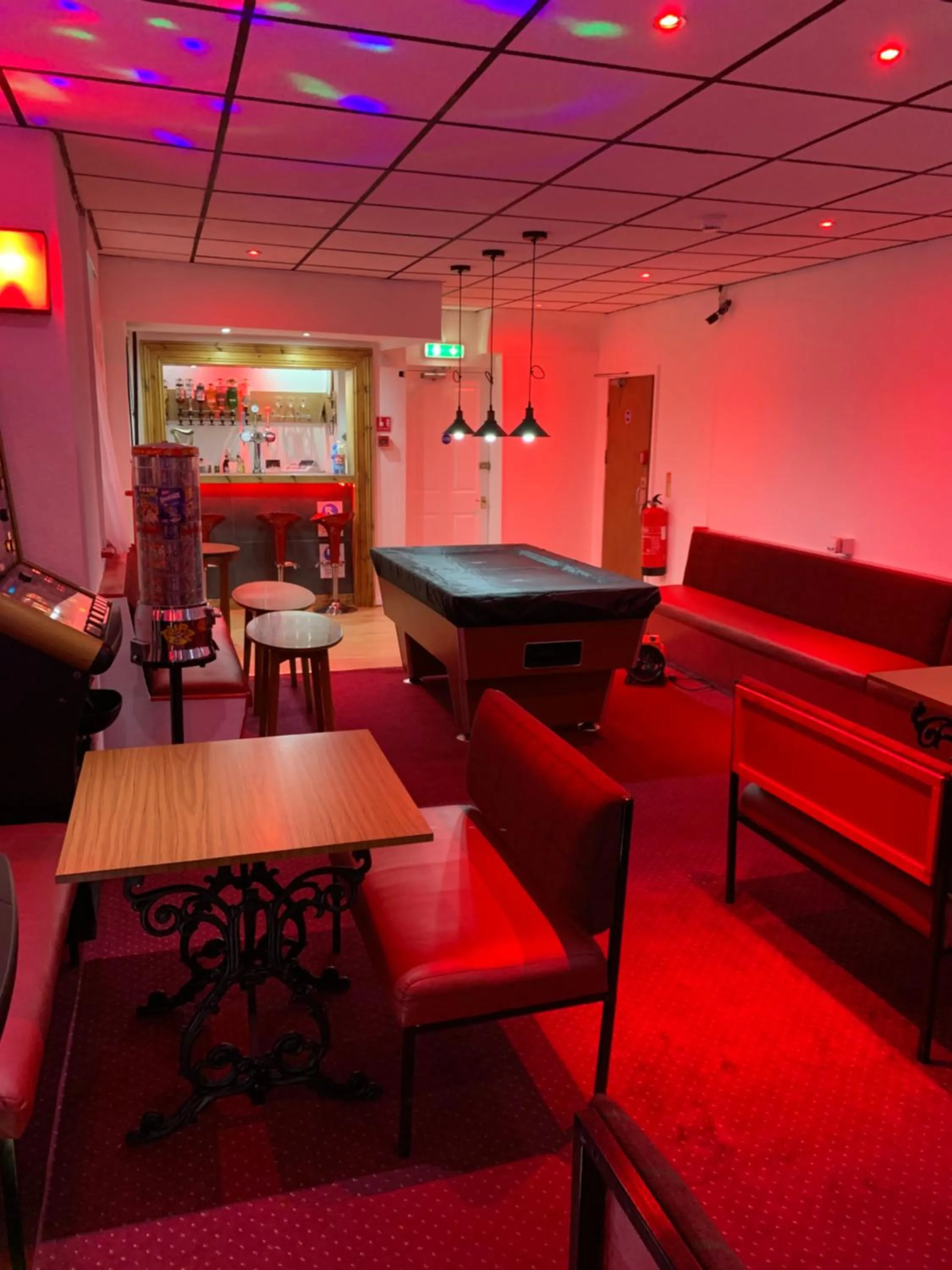 Billiard in The Danescourt