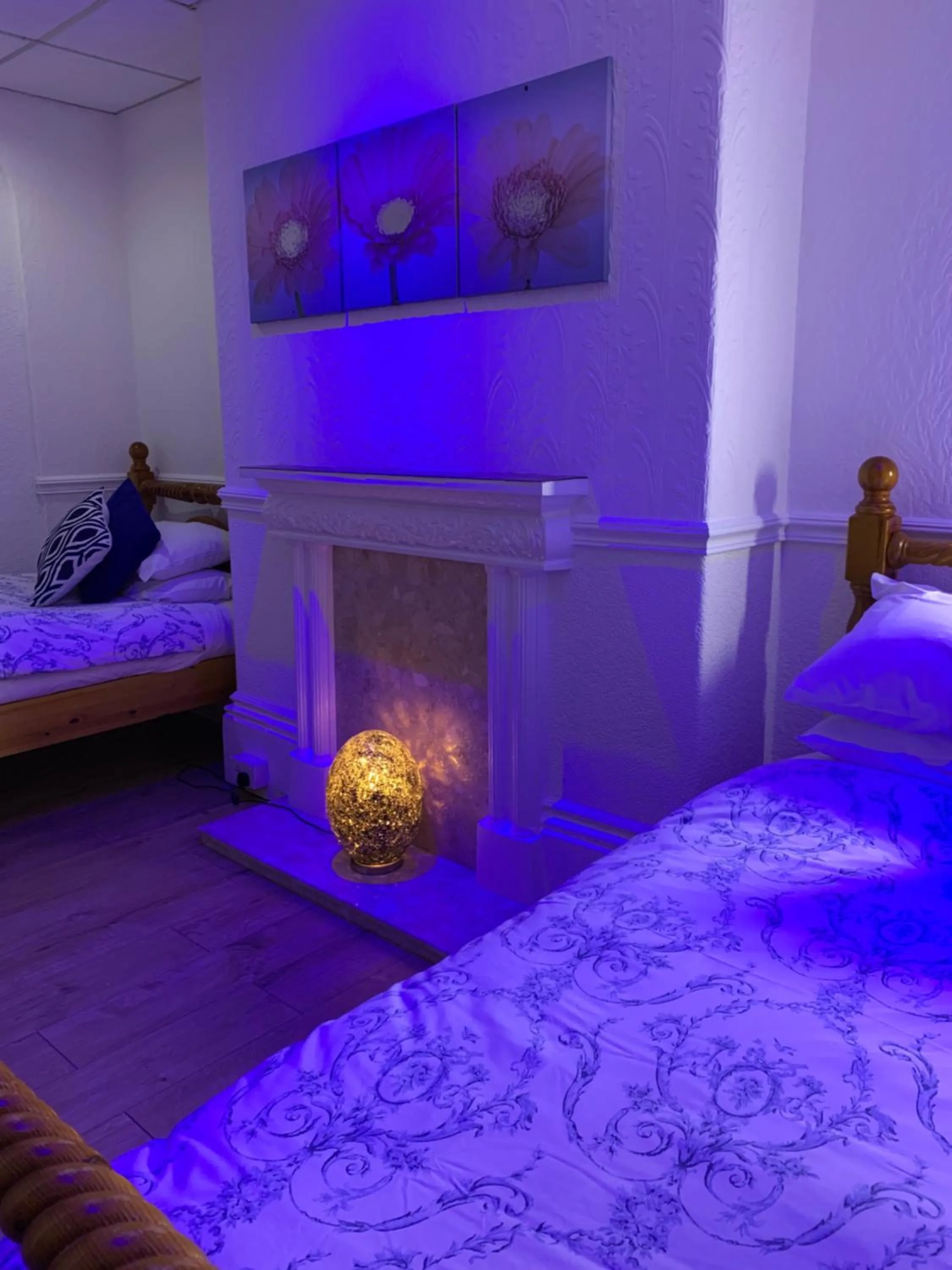 Bedroom, Bed in The Danescourt